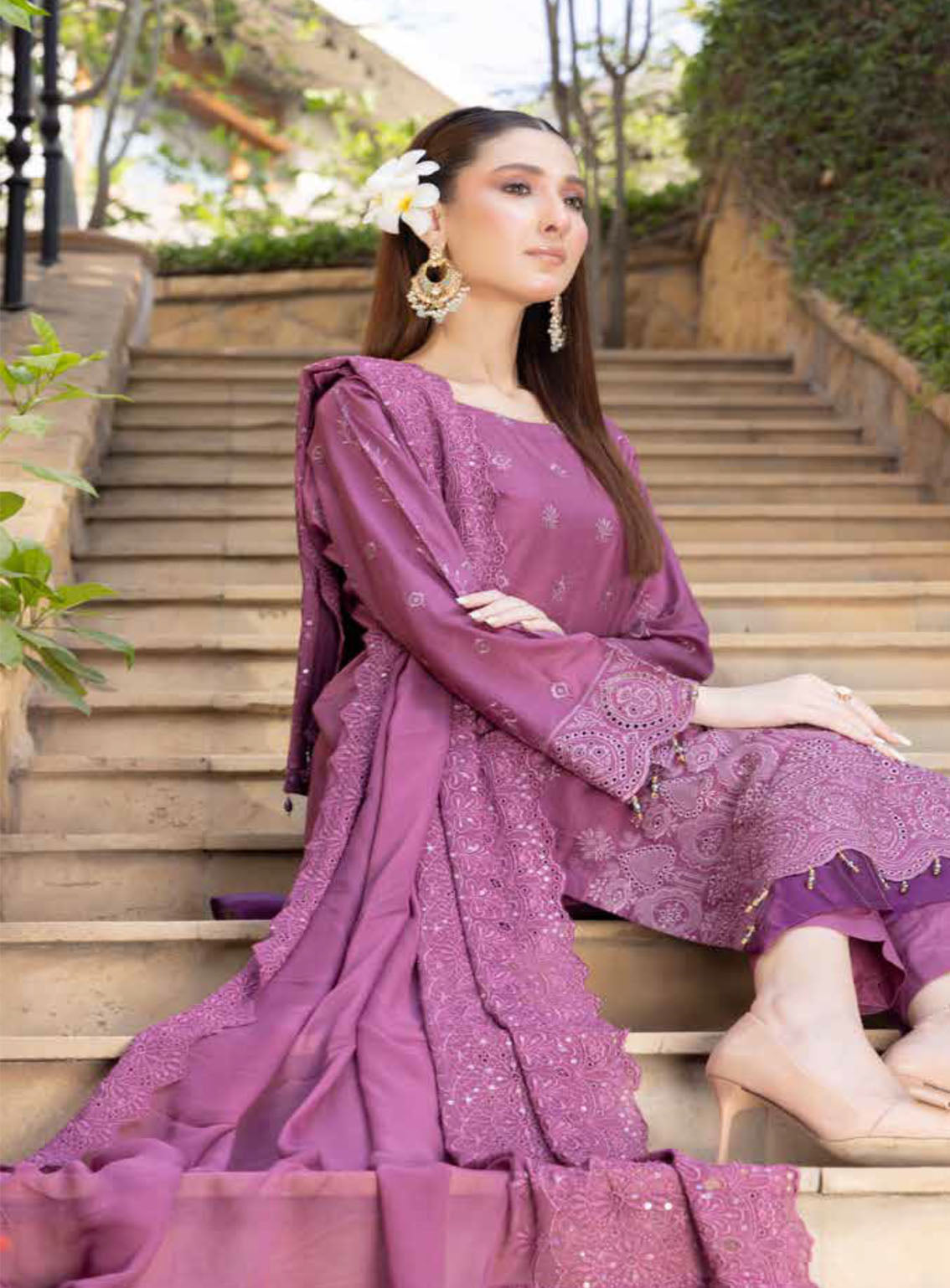 Heritage By Schick Embroidered Lawn Suits Unstitched 3 Piece - SDH24HRL 05 Heritage By Schick Embroidered Lawn Suits Unstitched 3 Piece - SDH24HRL 05