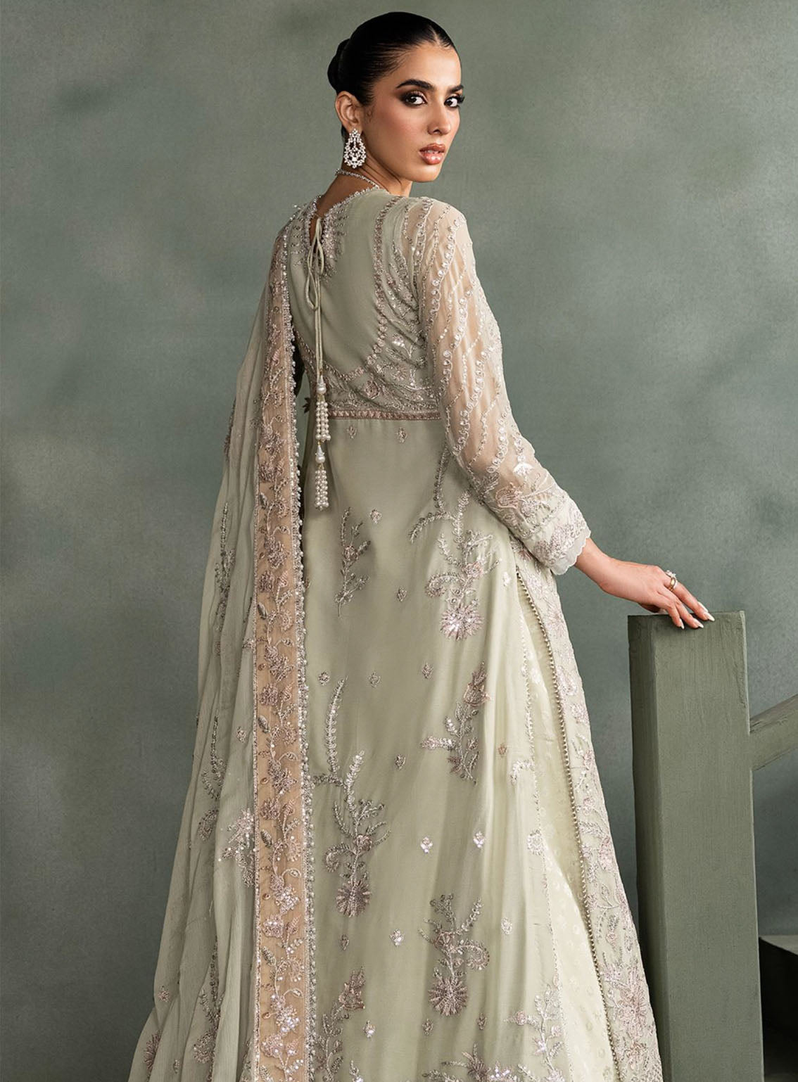 Heritage By Zarif Embroidered Chiffon Suits Unstitched 3 Piece - ZF24HF ZHF-05 INARA Heritage By Zarif Embroidered Chiffon Suits Unstitched 3 Piece - ZF24HF ZHF-05 INARA