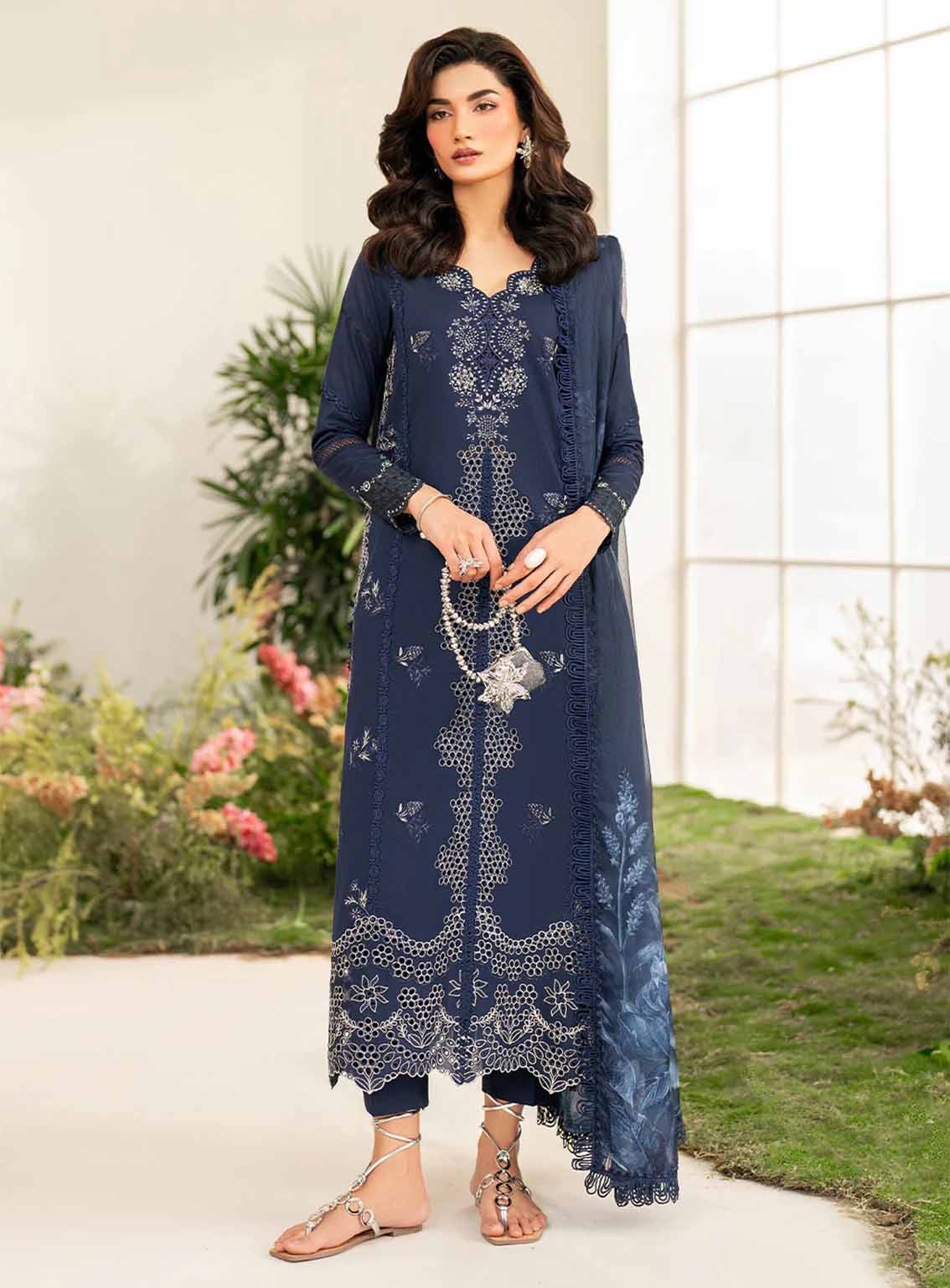 Iznik Embroidered Lawn Suits Unstitched 3 Piece - IZ25FE IFE-04 Iznik Embroidered Lawn Suits Unstitched 3 Piece - IZ25FE IFE-04
