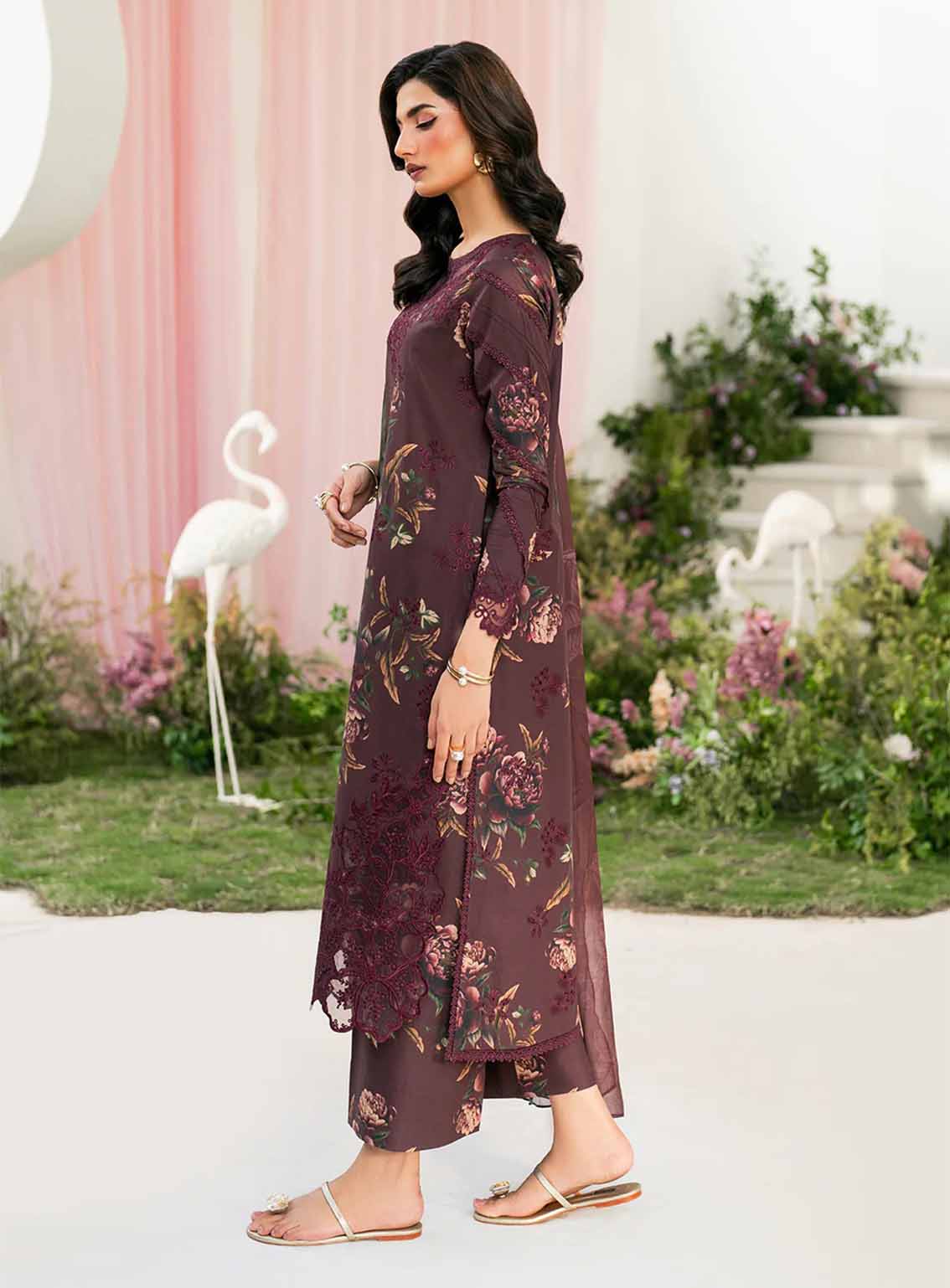 Iznik Embroidered Lawn Suits Unstitched 3 Piece - IZ25FE IFE-10 Iznik Embroidered Lawn Suits Unstitched 3 Piece - IZ25FE IFE-10