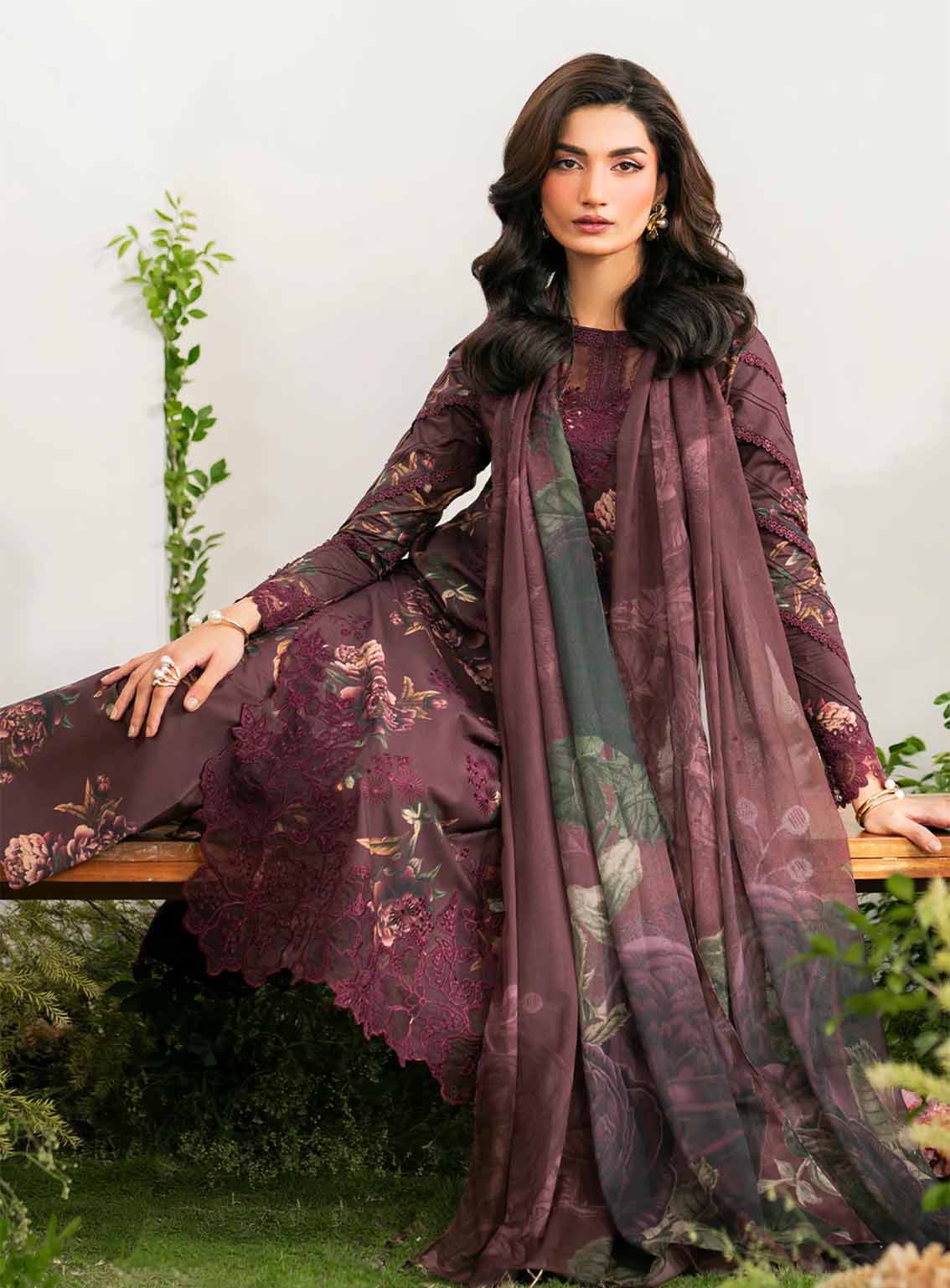 Iznik Embroidered Lawn Suits Unstitched 3 Piece - IZ25FE IFE-10 Iznik Embroidered Lawn Suits Unstitched 3 Piece - IZ25FE IFE-10