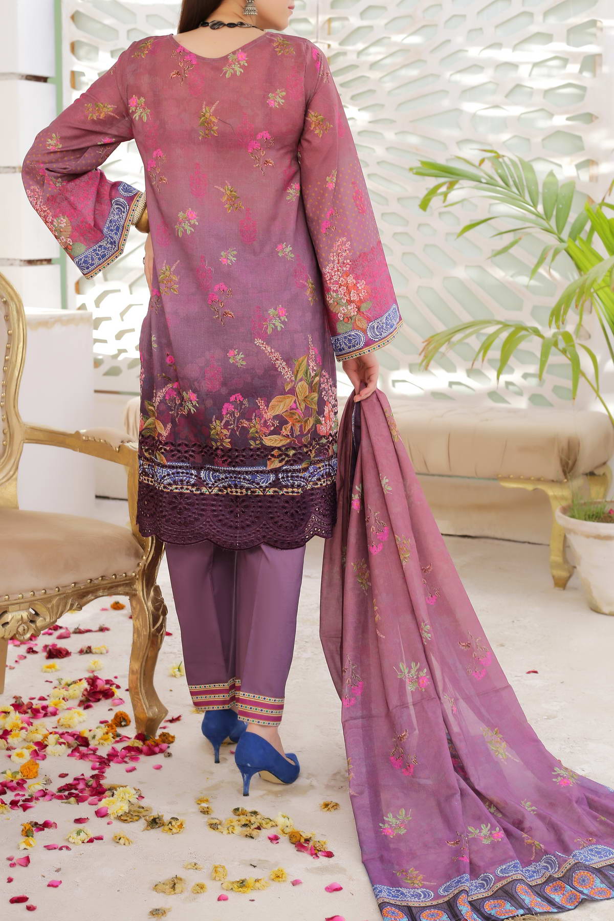 Mariyah By VS Textile Embroidered Lawn Unstitched 3 Piece Suit - 38 Mariyah By VS Textile Embroidered Lawn Unstitched 3 Piece Suit - 38