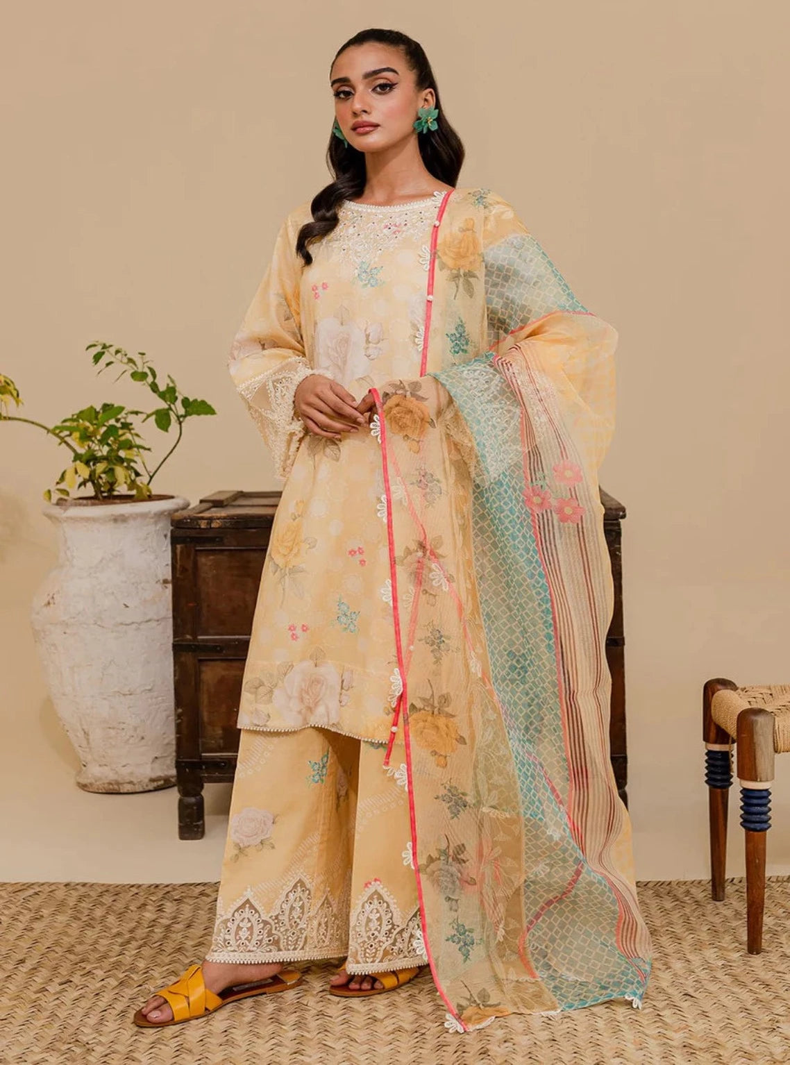 D#04 Zoya & Fatima Basics Emb Lawn Collection 823 D#04 Zoya & Fatima Basics Emb Lawn Collection 823