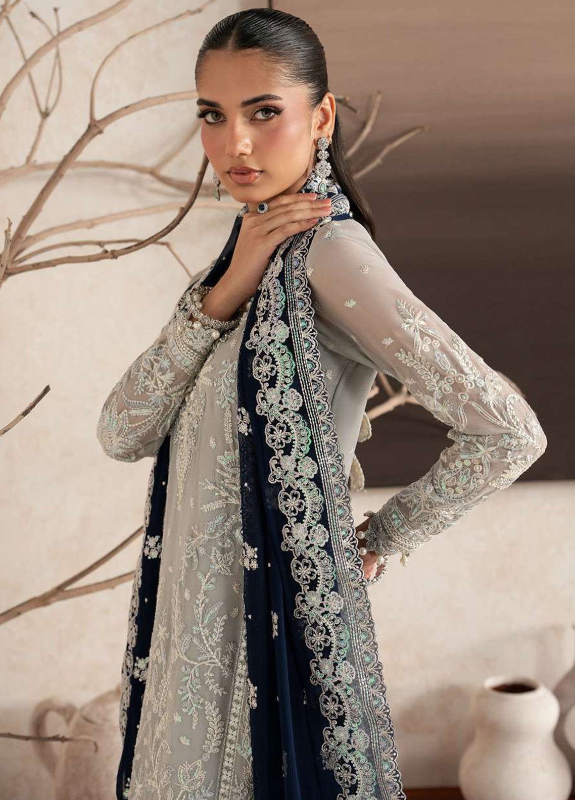 Inaaya By Gulaal Embroidered Chiffon 3 Piece Unstitched Suit GL26IECV2 D-52 GIANNA Inaaya By Gulaal Embroidered Chiffon 3 Piece Unstitched Suit GL26IECV2 D-52 GIANNA