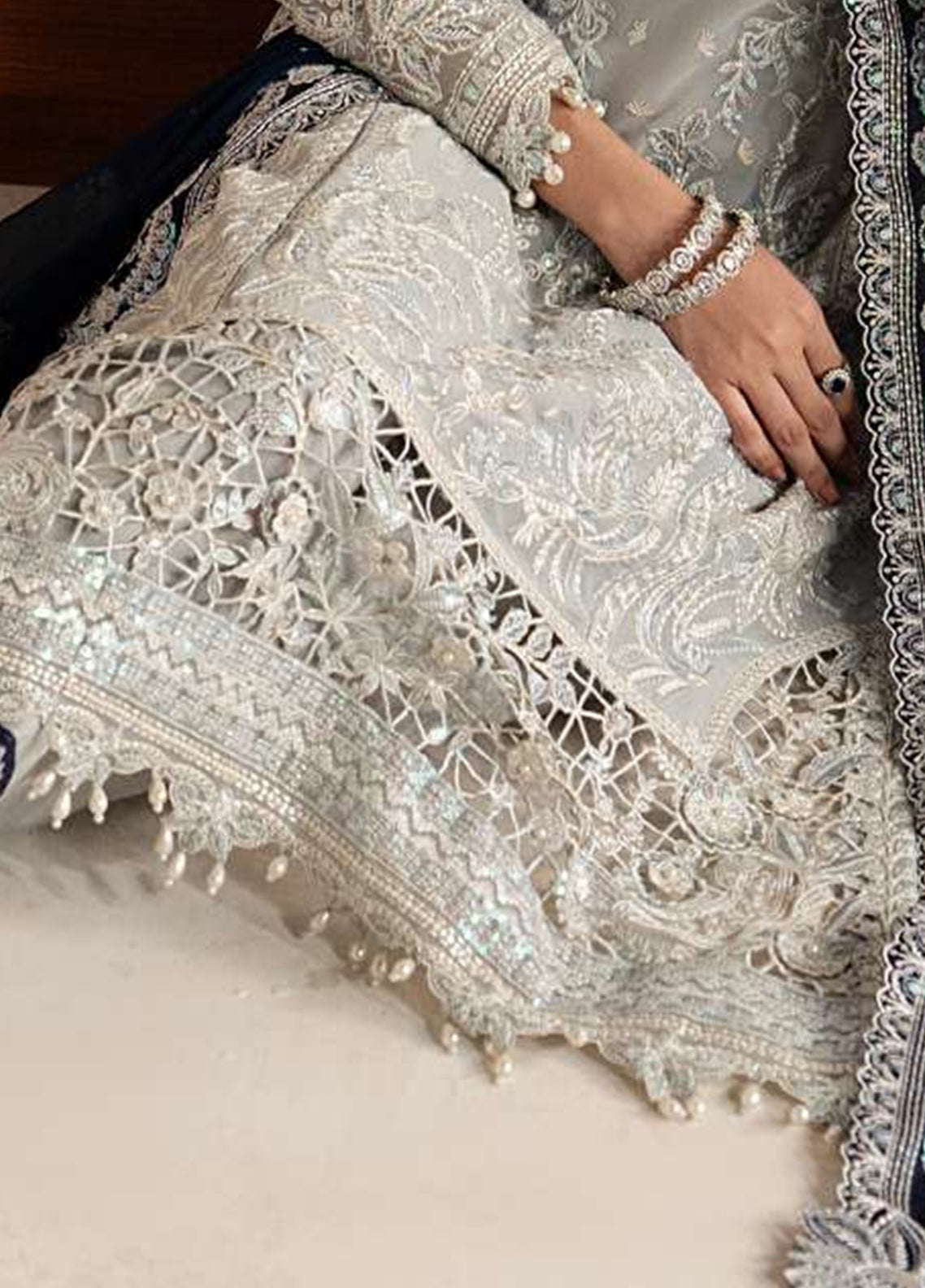 Inaaya By Gulaal Embroidered Chiffon 3 Piece Unstitched Suit GL26IECV2 D-52 GIANNA Inaaya By Gulaal Embroidered Chiffon 3 Piece Unstitched Suit GL26IECV2 D-52 GIANNA