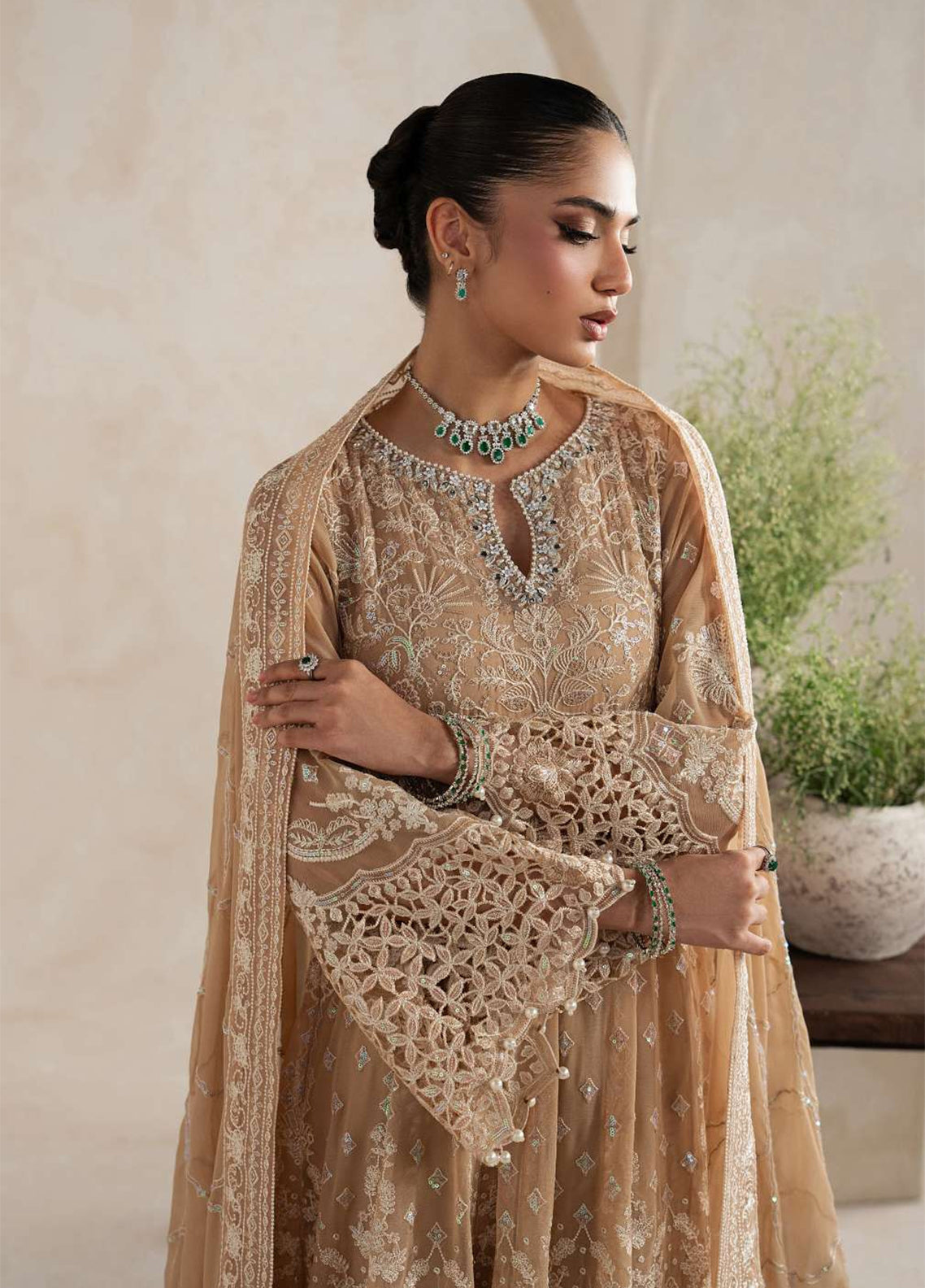 Inaaya By Gulaal Embroidered Chiffon 3 Piece Unstitched Suit GL26IECV2 D-54 NIAA Inaaya By Gulaal Embroidered Chiffon 3 Piece Unstitched Suit GL26IECV2 D-54 NIAA