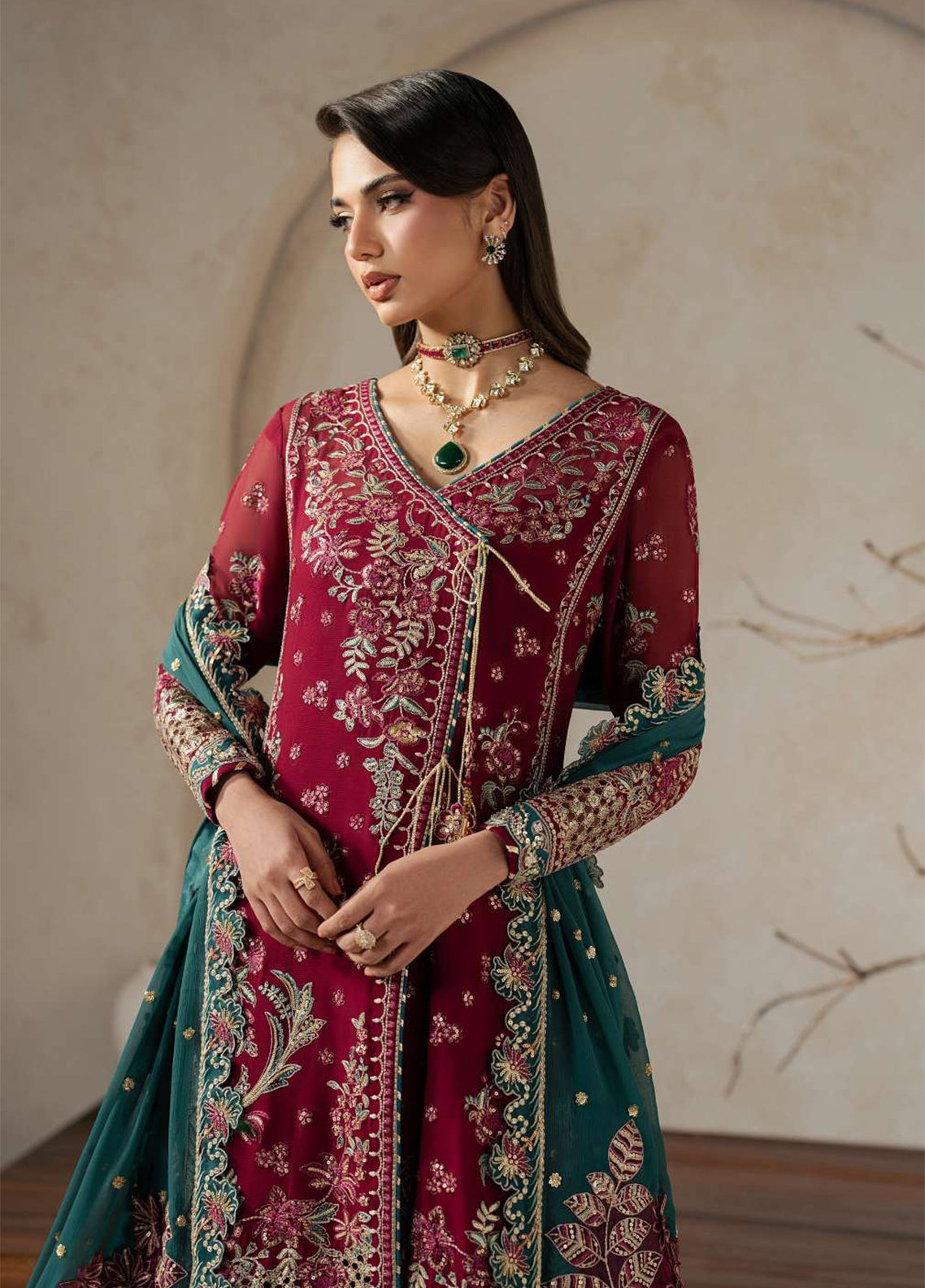 Inaaya By Gulaal Embroidered Chiffon 3 Piece Unstitched Suit GL26IECV2 D-55 JINAAN Inaaya By Gulaal Embroidered Chiffon 3 Piece Unstitched Suit GL26IECV2 D-55 JINAAN