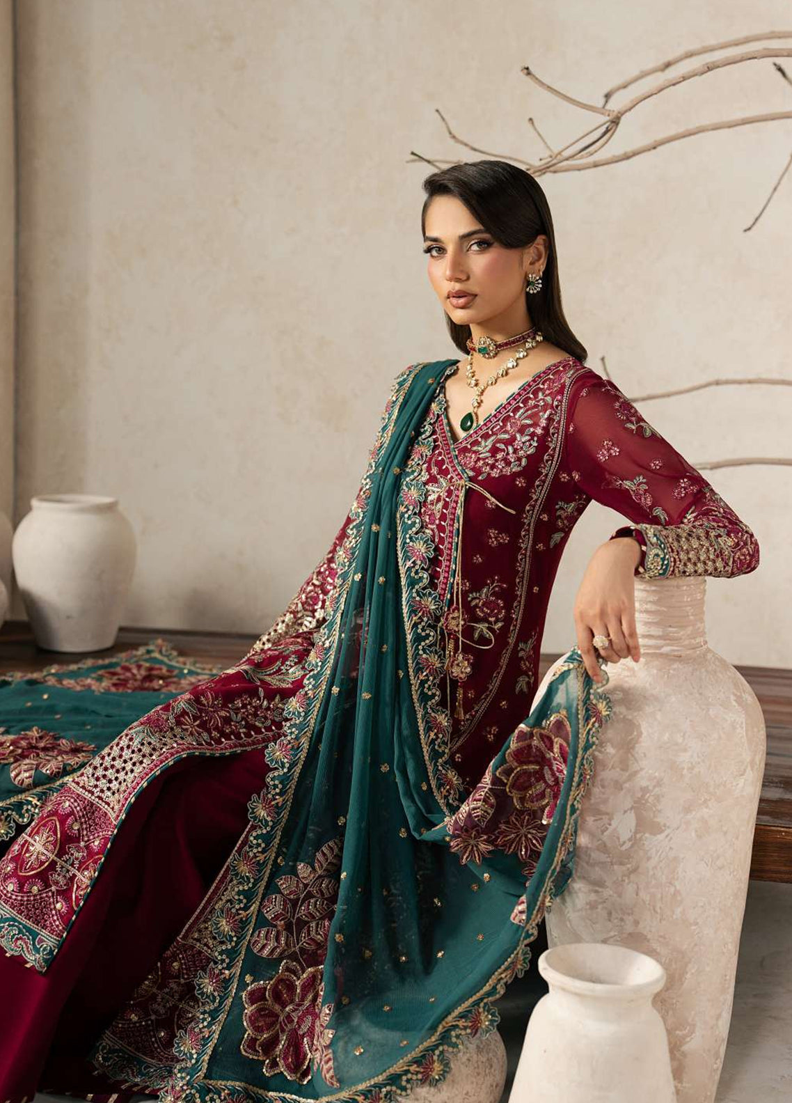 Inaaya By Gulaal Embroidered Chiffon 3 Piece Unstitched Suit GL26IECV2 D-55 JINAAN Inaaya By Gulaal Embroidered Chiffon 3 Piece Unstitched Suit GL26IECV2 D-55 JINAAN