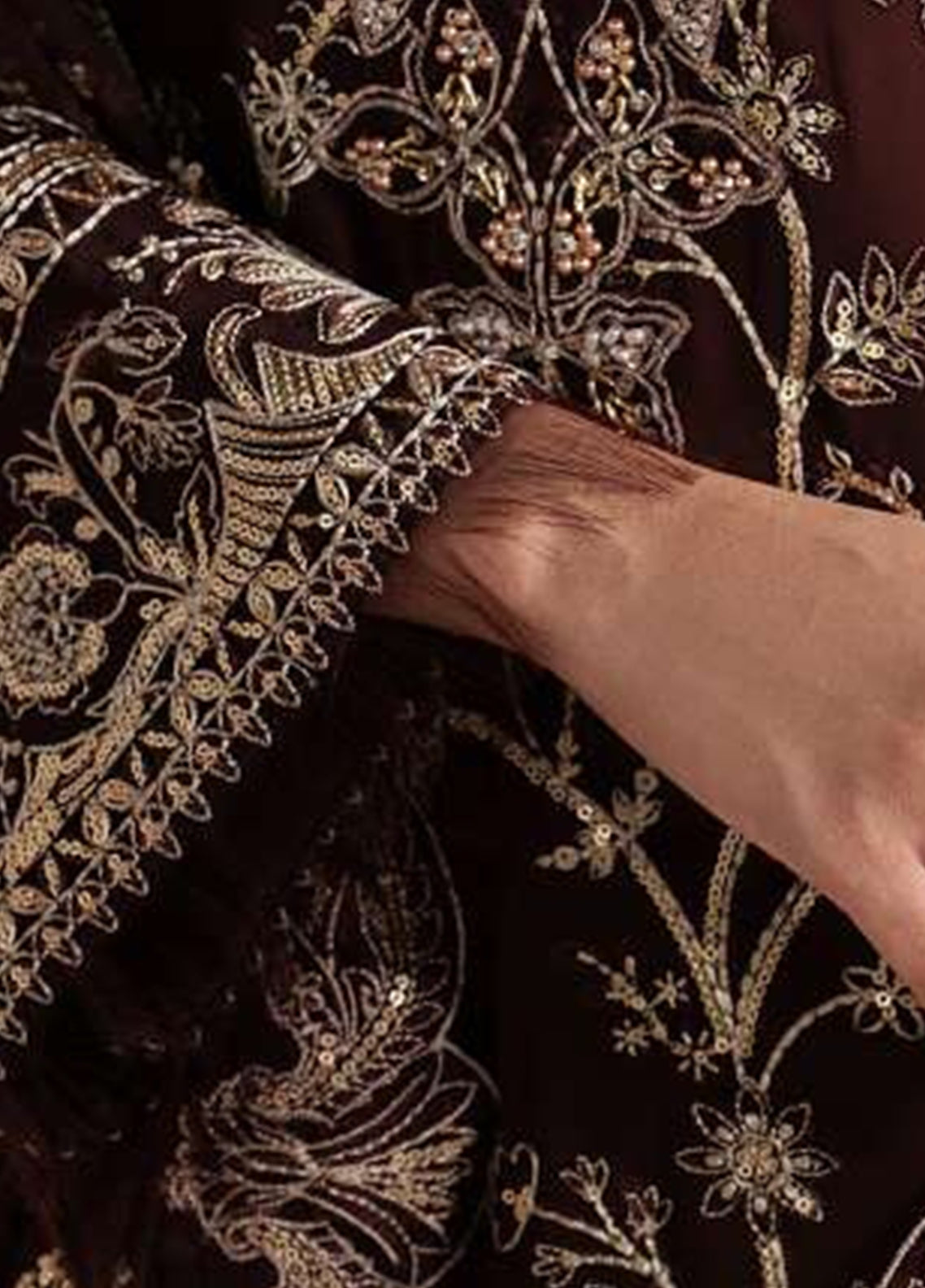 Inaaya By Gulaal Embroidered Chiffon 3 Piece Unstitched Suit GL26IECV2 D-57 SOFIYA Inaaya By Gulaal Embroidered Chiffon 3 Piece Unstitched Suit GL26IECV2 D-57 SOFIYA