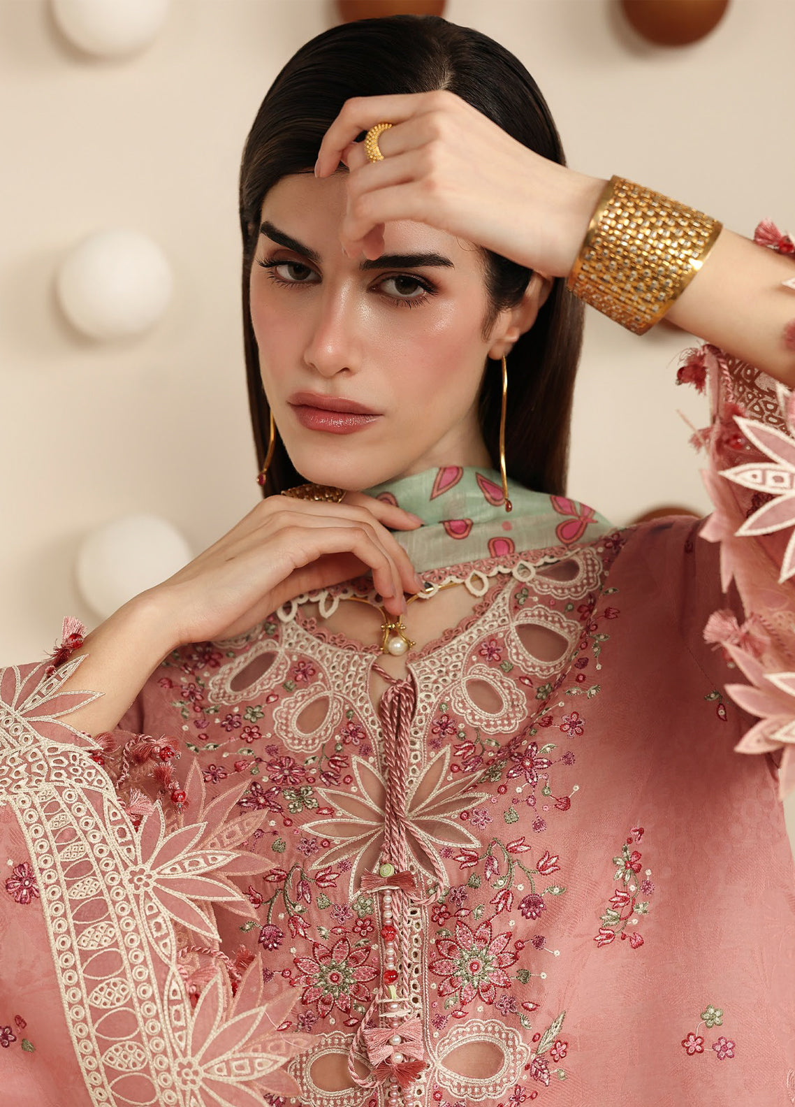 Iris By Jazmin Luxury Embroidered Lawn 3 Piece Unstitched Suit JZ25I D-IL-04 Iris By Jazmin Luxury Embroidered Lawn 3 Piece Unstitched Suit JZ25I D-IL-04