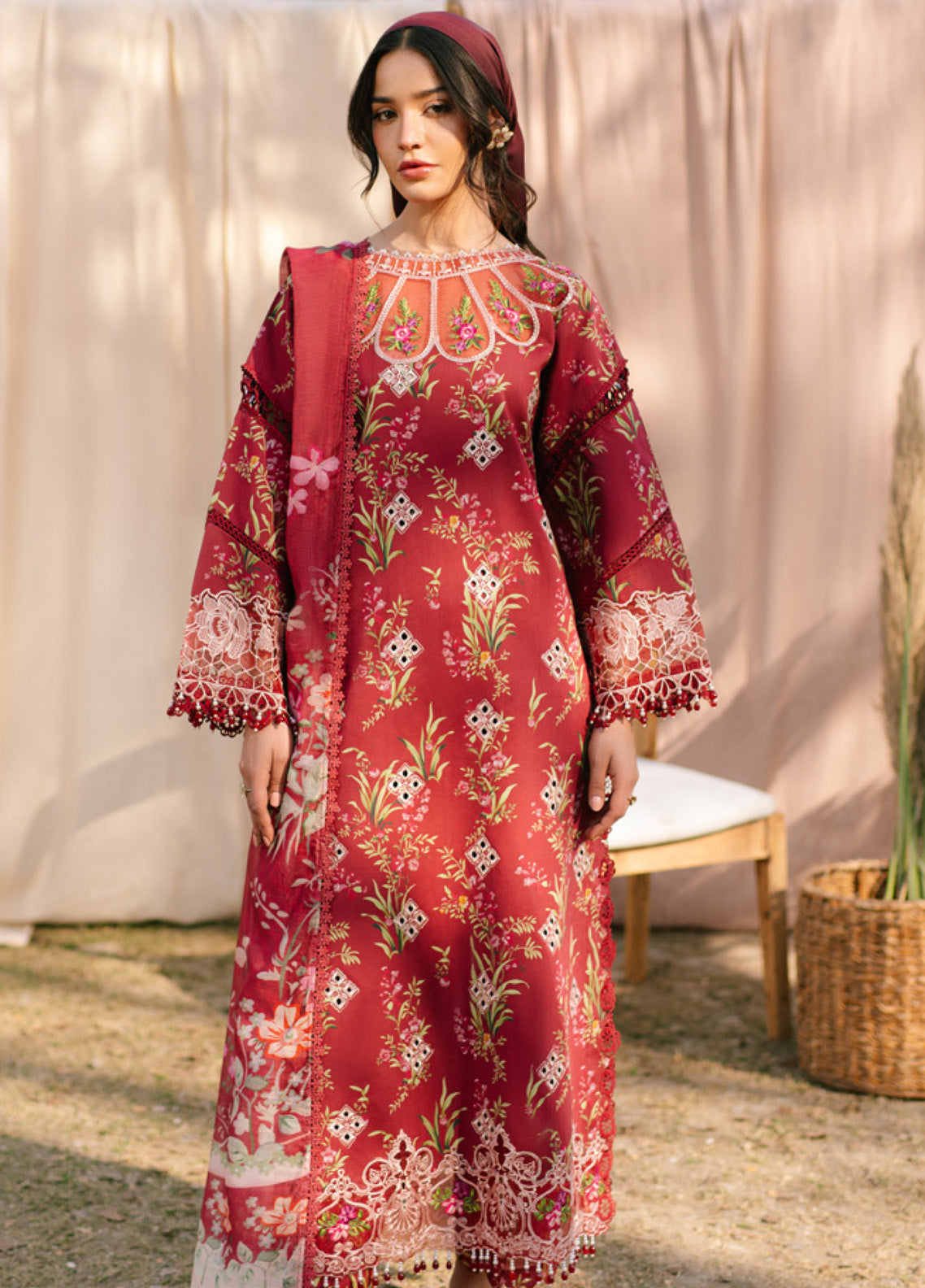 Ivy Bloom by Parishay Embroidered Lawn Suits Unstitched 3 Piece - PR25IB 02 Ivy Bloom by Parishay Embroidered Lawn Suits Unstitched 3 Piece - PR25IB 02