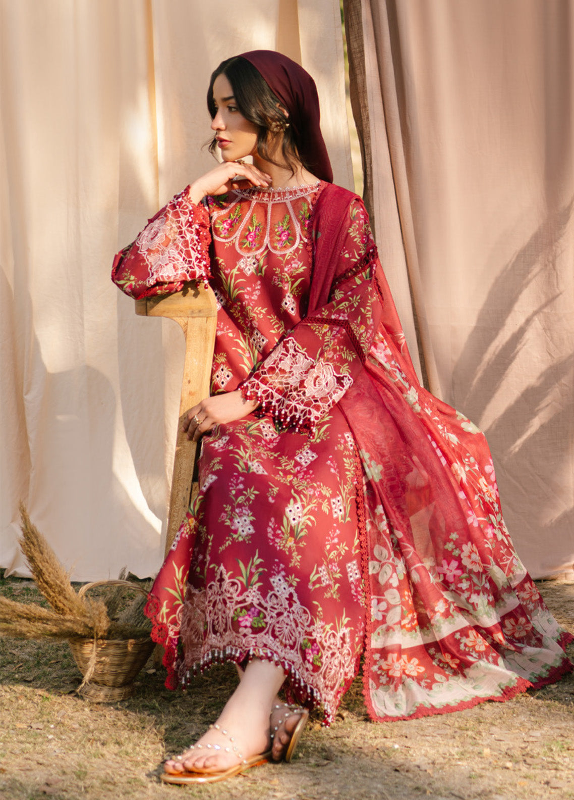 Ivy Bloom by Parishay Embroidered Lawn Suits Unstitched 3 Piece - PR25IB 02 Ivy Bloom by Parishay Embroidered Lawn Suits Unstitched 3 Piece - PR25IB 02