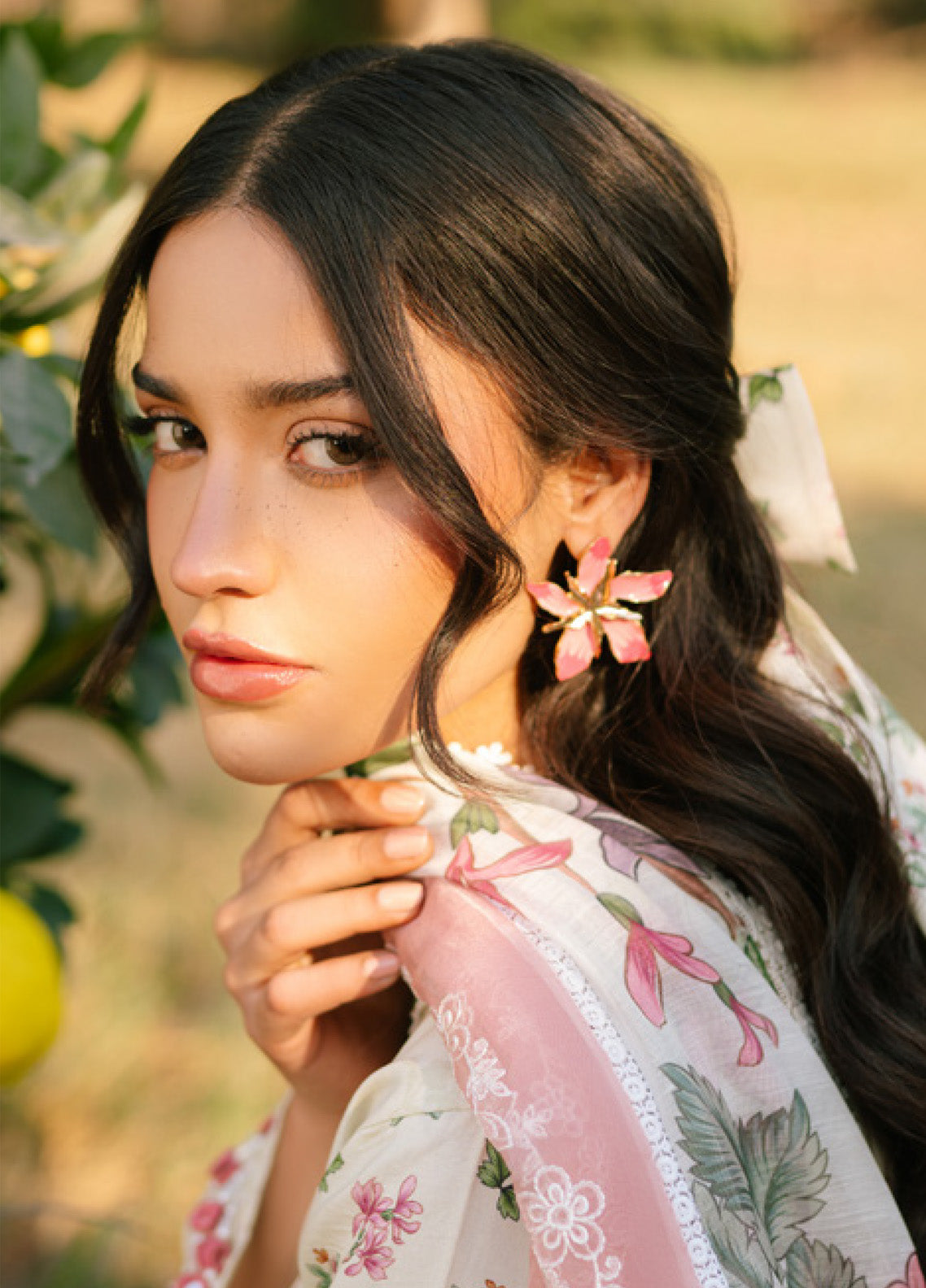 Ivy Bloom by Parishay Embroidered Lawn Suits Unstitched 3 Piece - PR25IB 05 Ivy Bloom by Parishay Embroidered Lawn Suits Unstitched 3 Piece - PR25IB 05