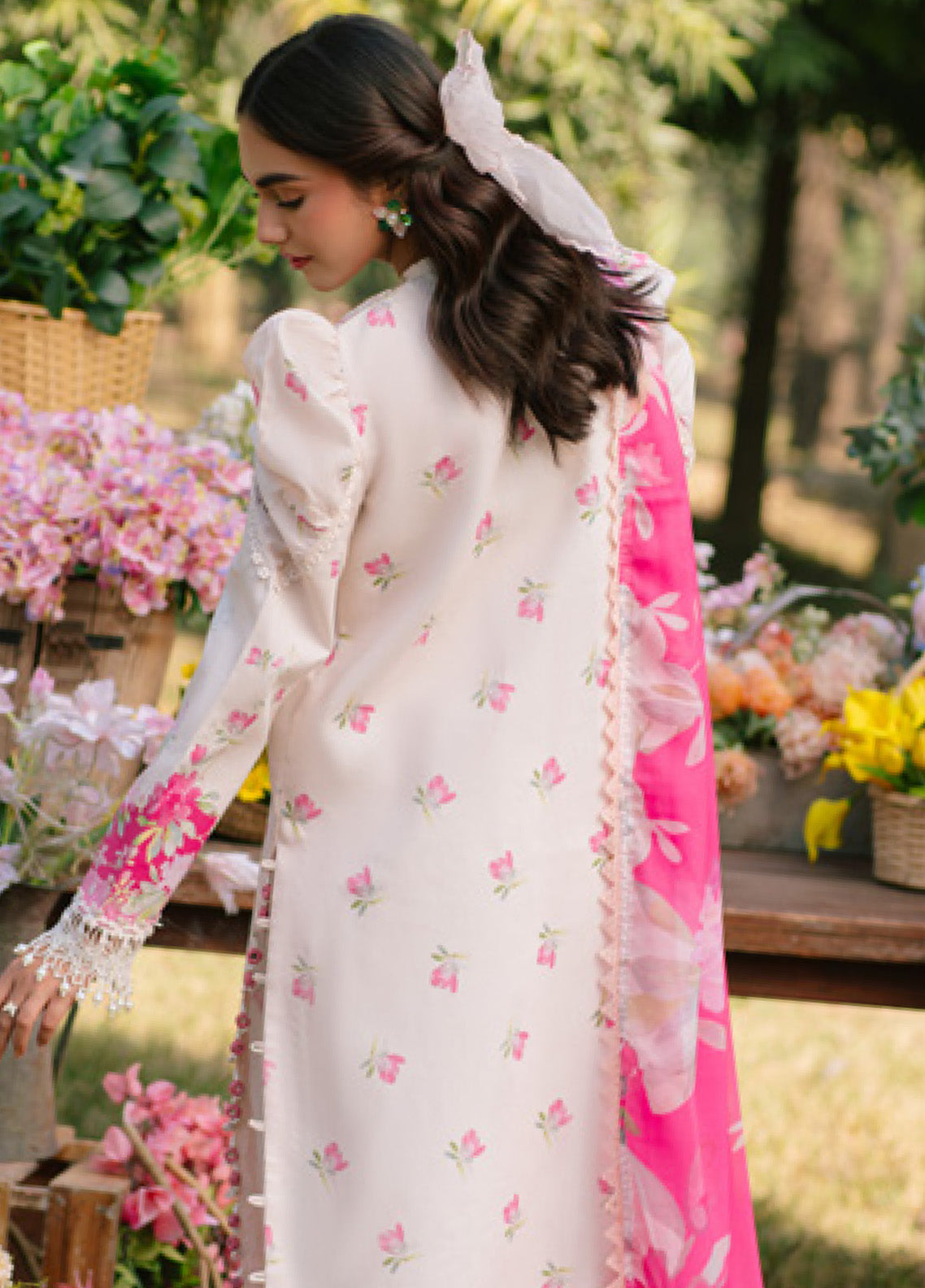 Ivy Bloom by Parishay Embroidered Lawn Suits Unstitched 3 Piece - PR25IB 09 Ivy Bloom by Parishay Embroidered Lawn Suits Unstitched 3 Piece - PR25IB 09