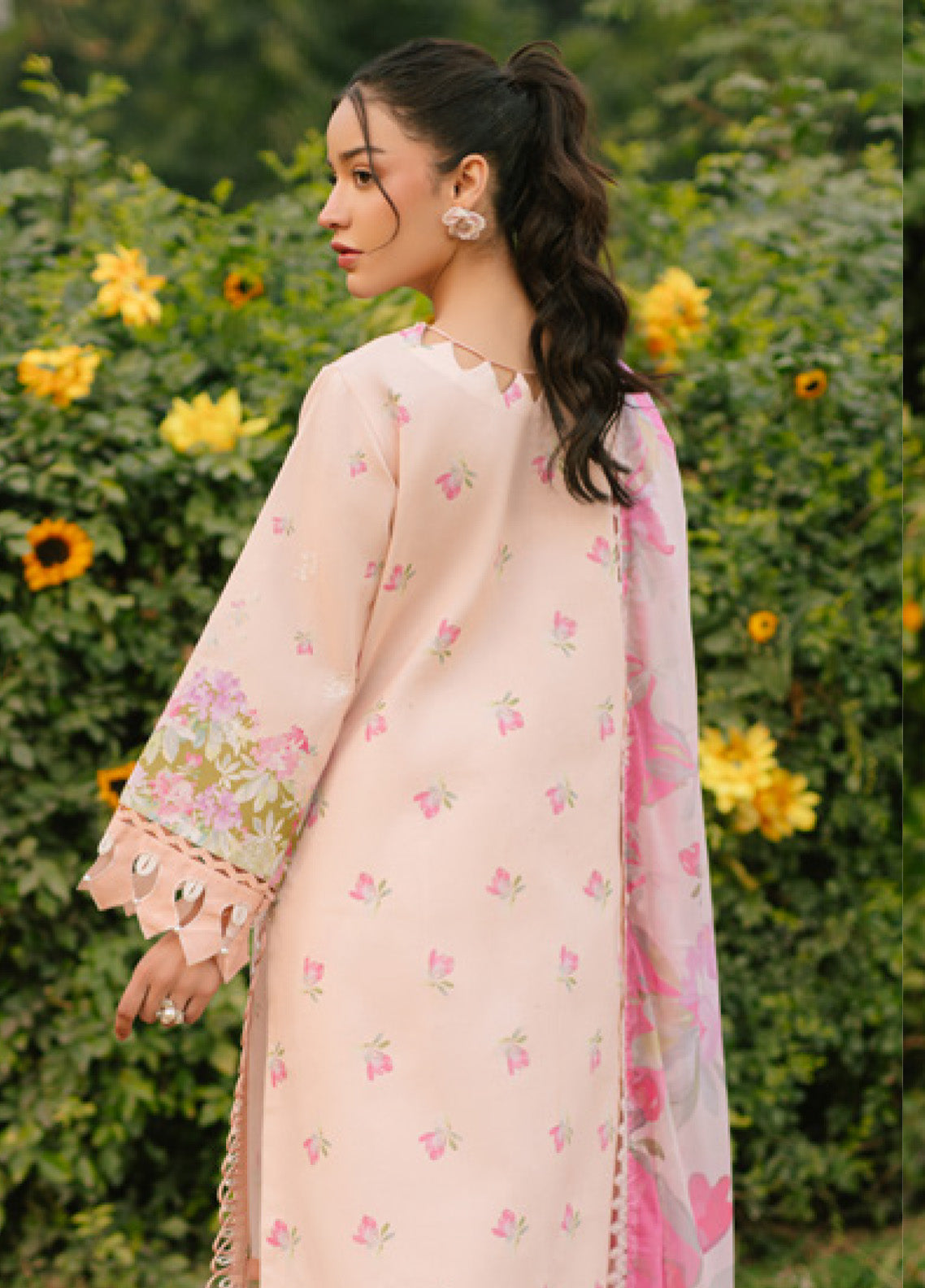 Ivy Bloom by Parishay Embroidered Lawn Suits Unstitched 3 Piece - PR25IB 10 Ivy Bloom by Parishay Embroidered Lawn Suits Unstitched 3 Piece - PR25IB 10