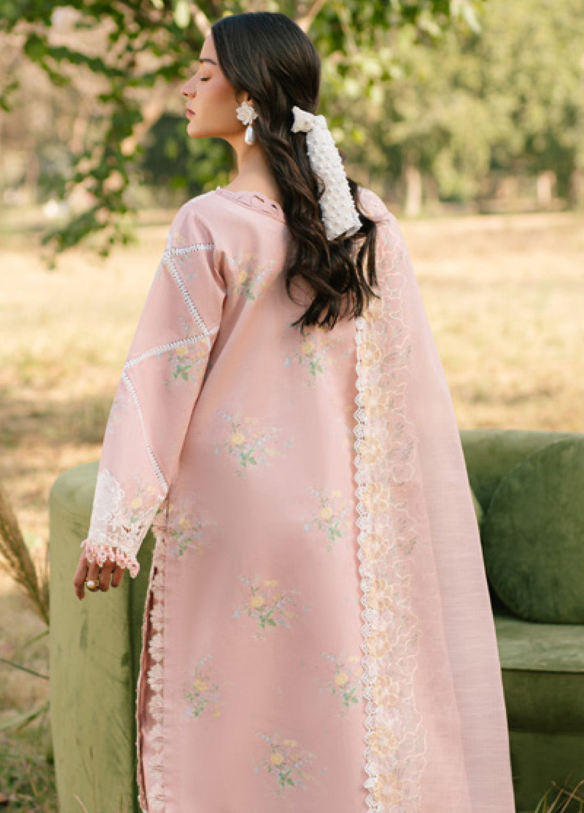 Ivy Bloom by Parishay Embroidered Lawn Suits Unstitched 3 Piece - PR25IB 14 Ivy Bloom by Parishay Embroidered Lawn Suits Unstitched 3 Piece - PR25IB 14