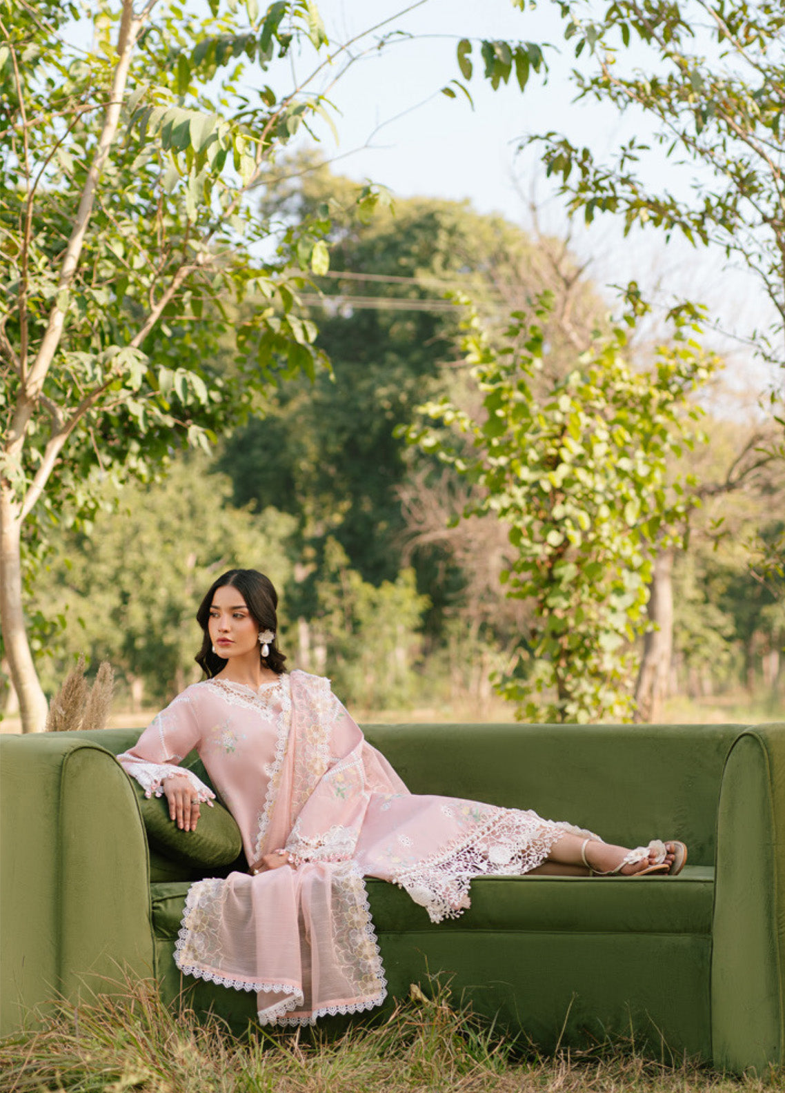 Ivy Bloom by Parishay Embroidered Lawn Suits Unstitched 3 Piece - PR25IB 14 Ivy Bloom by Parishay Embroidered Lawn Suits Unstitched 3 Piece - PR25IB 14