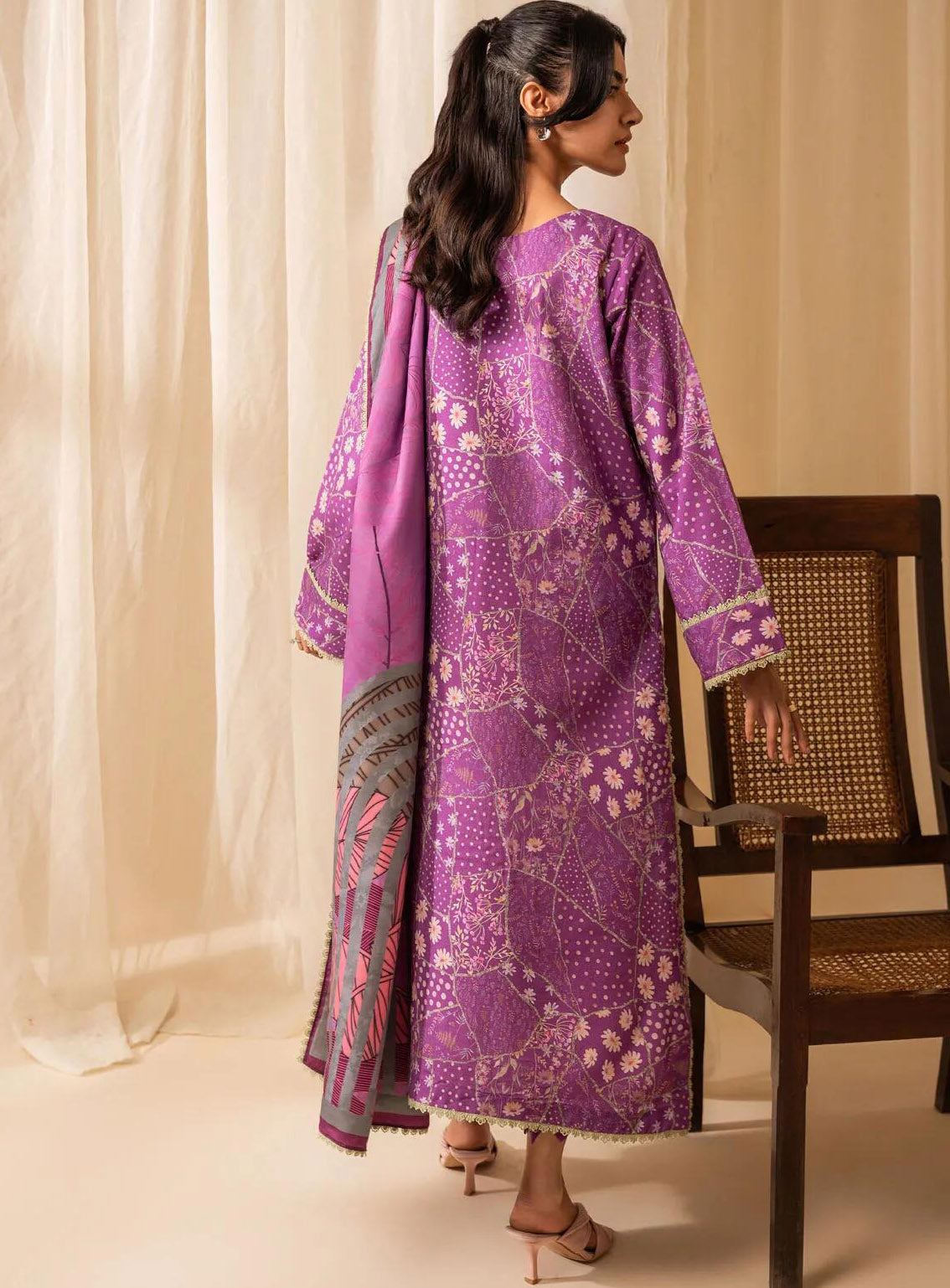 Izabel by Aabyaan Embroidered Linen Suit Unstitched 3 Piece - ABY24IZ AZ-02 SABRINA Izabel by Aabyaan Embroidered Linen Suit Unstitched 3 Piece - ABY24IZ AZ-02 SABRINA