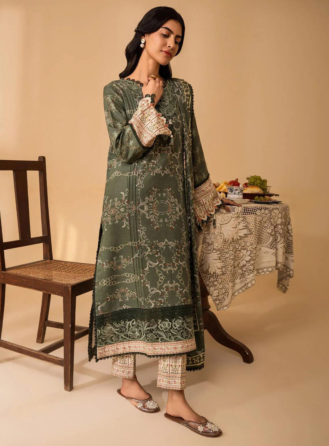 Izabel by Aabyaan Embroidered Linen Suit Unstitched 3 Piece - ABY24IZ AZ-03 AMARA Izabel by Aabyaan Embroidered Linen Suit Unstitched 3 Piece - ABY24IZ AZ-03 AMARA