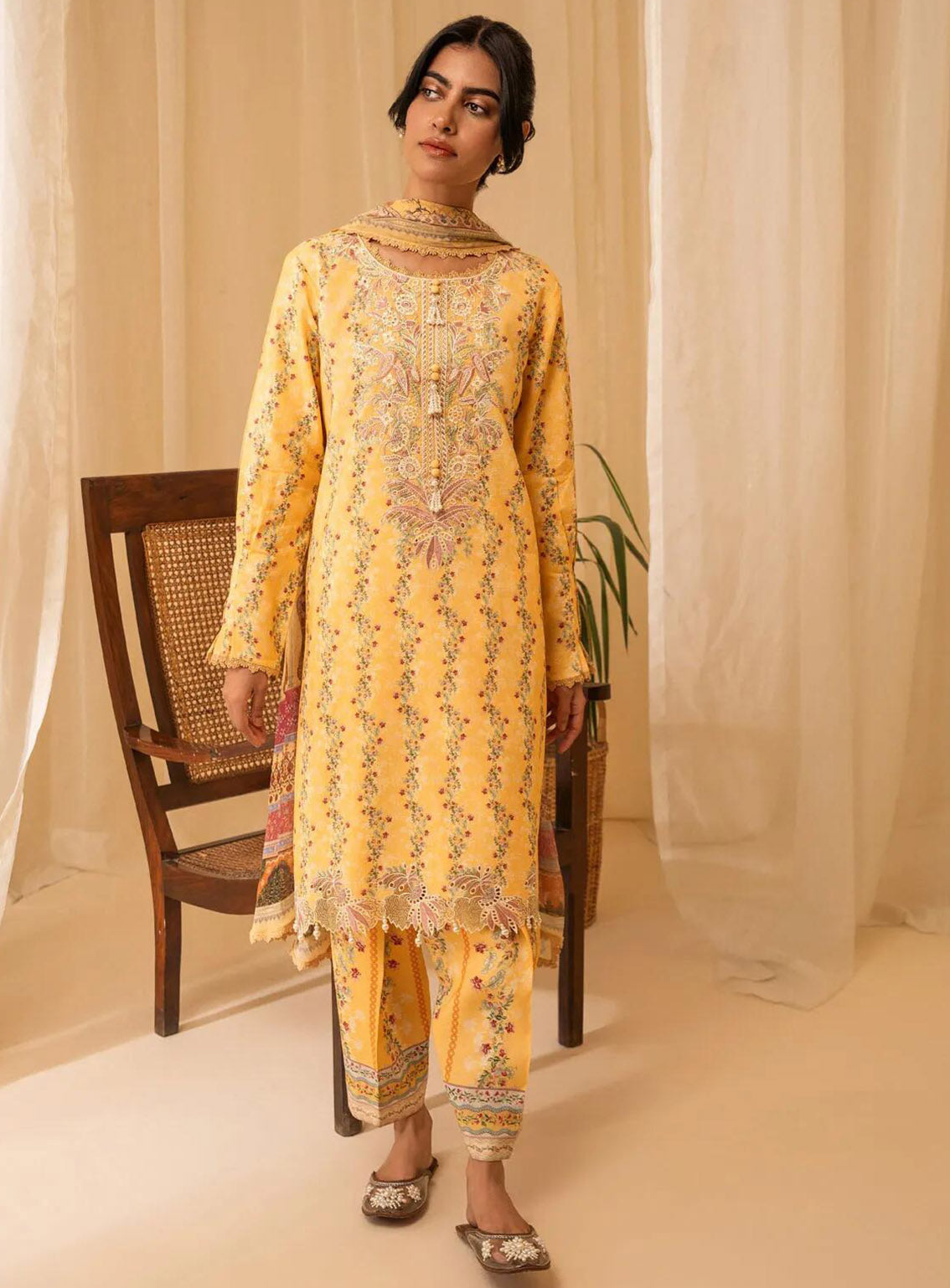 Izabel by Aabyaan Embroidered Linen Suit Unstitched 3 Piece - ABY24IZ AZ-07 ALARA Izabel by Aabyaan Embroidered Linen Suit Unstitched 3 Piece - ABY24IZ AZ-07 ALARA