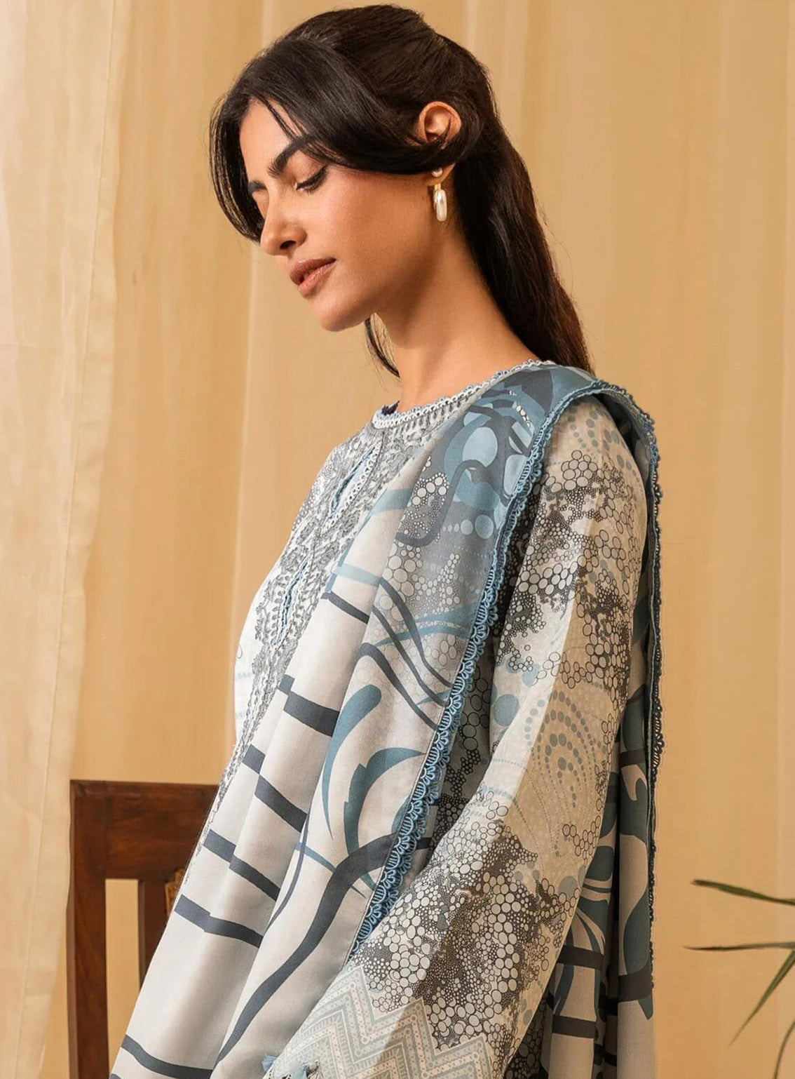 Izabel by Aabyaan Embroidered Linen Suit Unstitched 3 Piece - ABY24IZ AZ-10 ELINA Izabel by Aabyaan Embroidered Linen Suit Unstitched 3 Piece - ABY24IZ AZ-10 ELINA