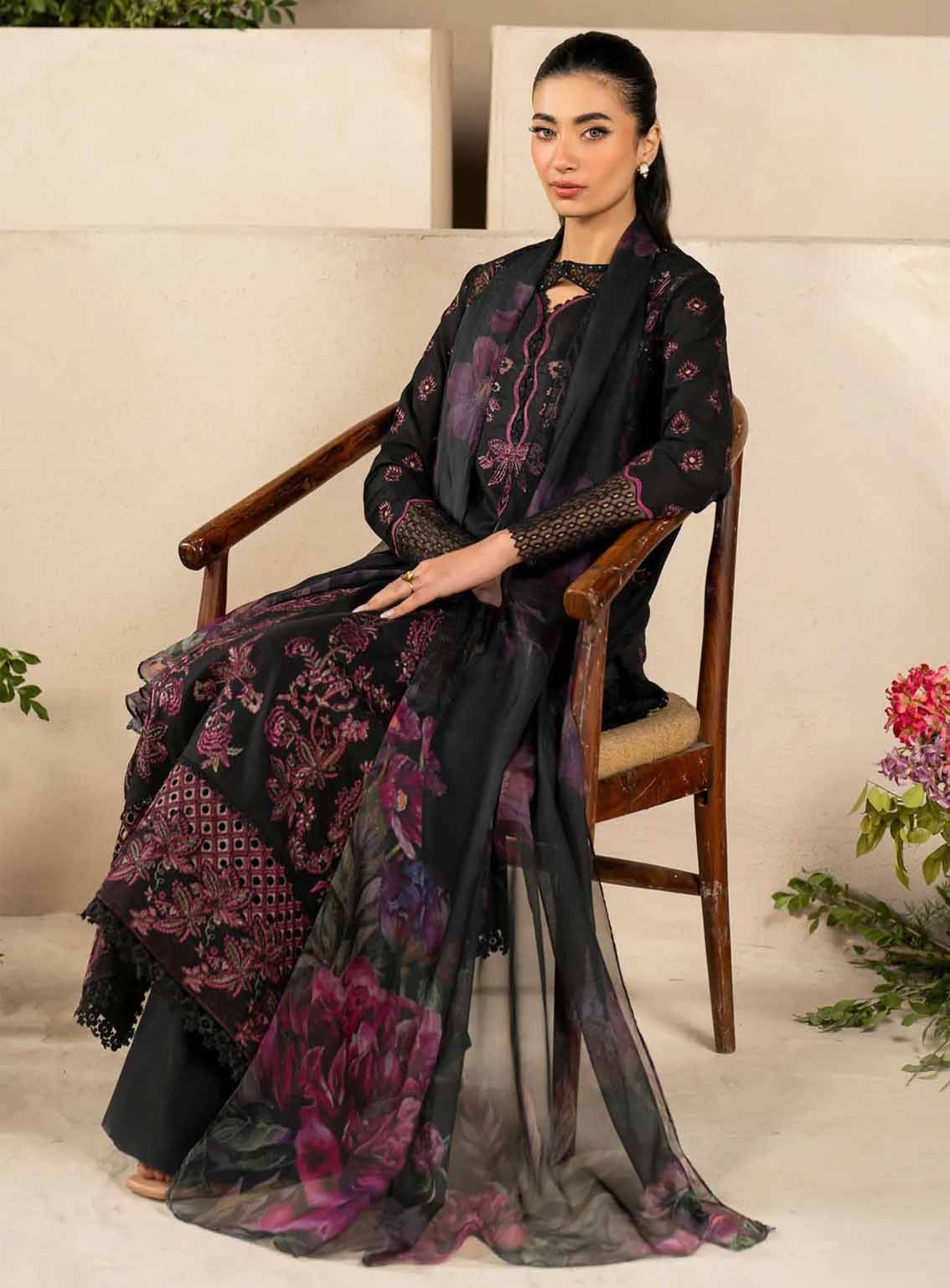 Iznik Embroidered Lawn Suits Unstitched 3 Piece - IZ25EE EFL-03 Iznik Embroidered Lawn Suits Unstitched 3 Piece - IZ25EE EFL-03