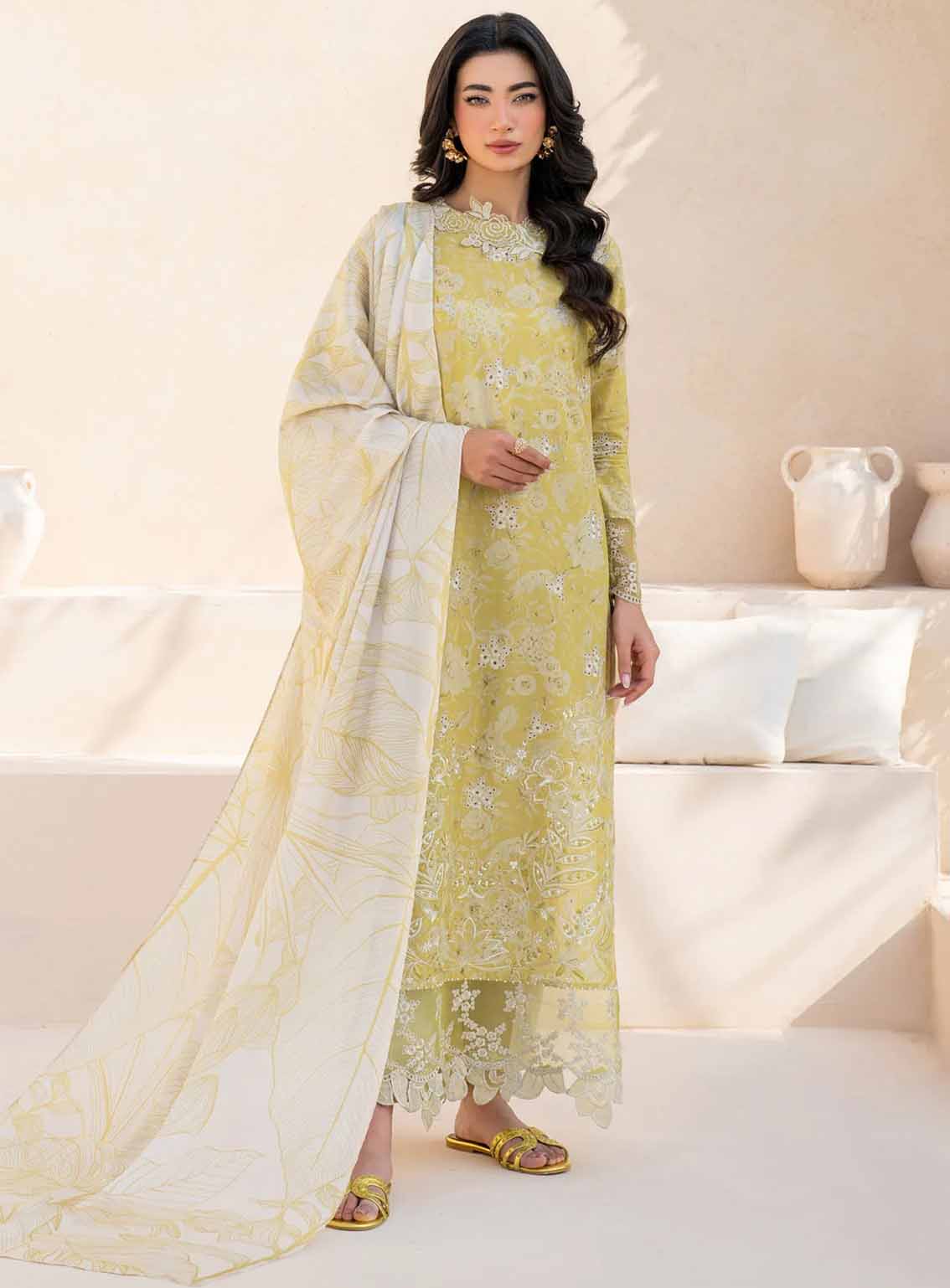 Iznik Embroidered Lawn Suits Unstitched 3 Piece - IZ25EE EFL-08 Iznik Embroidered Lawn Suits Unstitched 3 Piece - IZ25EE EFL-08