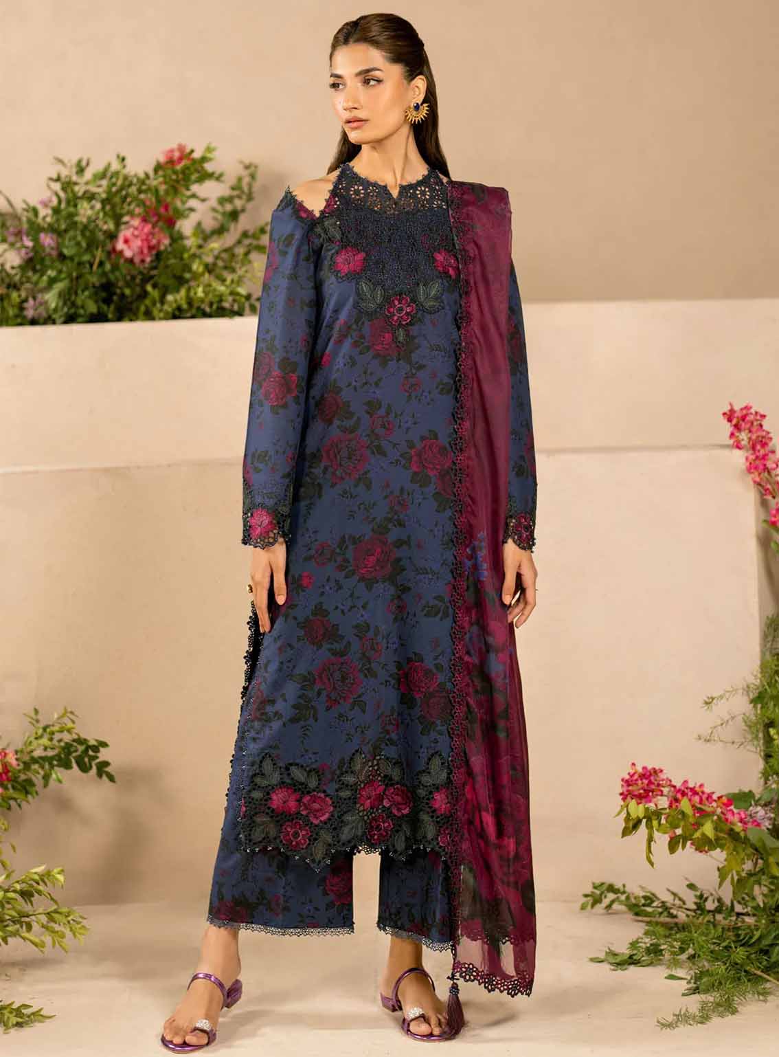 Iznik Embroidered Lawn Suits Unstitched 3 Piece - IZ25EE EFL-12 Iznik Embroidered Lawn Suits Unstitched 3 Piece - IZ25EE EFL-12