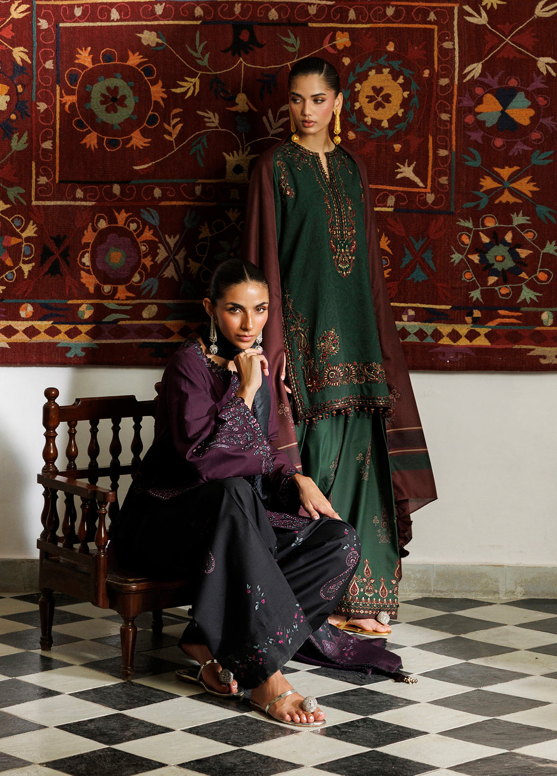 Iznik Embroidered Viscose Linen 3 Piece Unstitched Suit IZ26PFV D-IPF-32 Iznik Embroidered Viscose Linen 3 Piece Unstitched Suit IZ26PFV D-IPF-32
