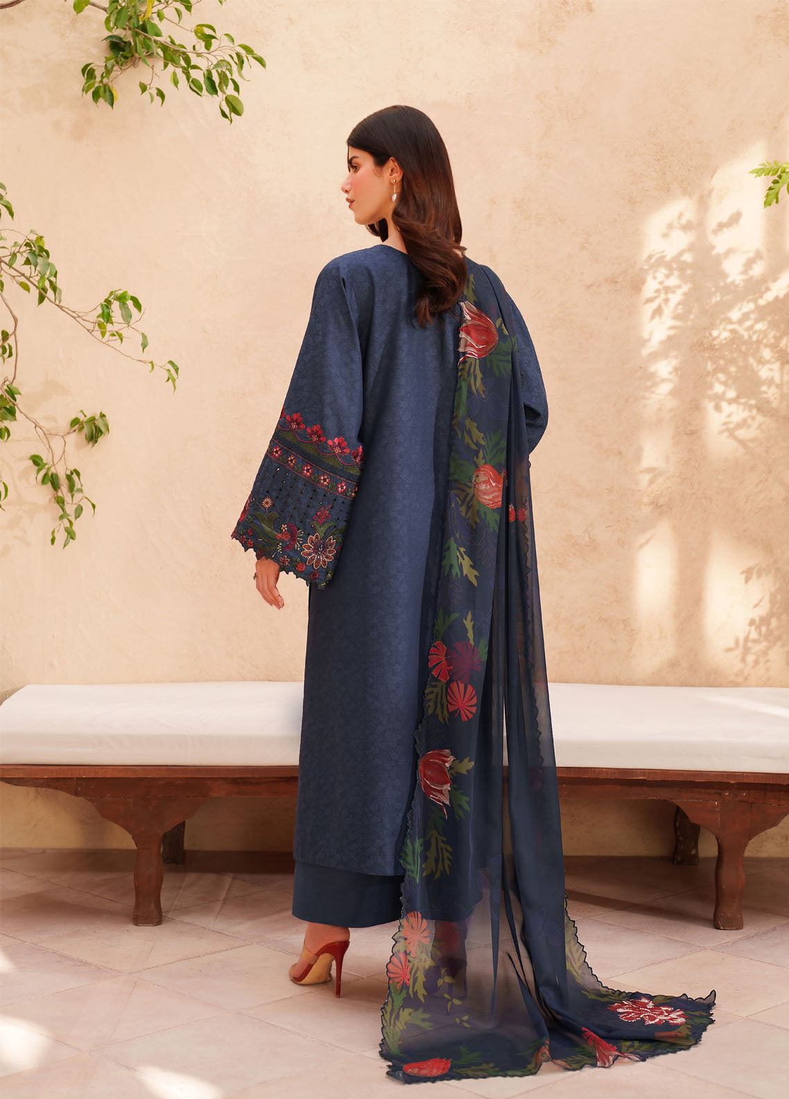 Iznik Festive Embroidered Lawn 3 Piece Unstitched Suit IZ26EEL D-EL-01 Iznik Festive Embroidered Lawn 3 Piece Unstitched Suit IZ26EEL D-EL-01