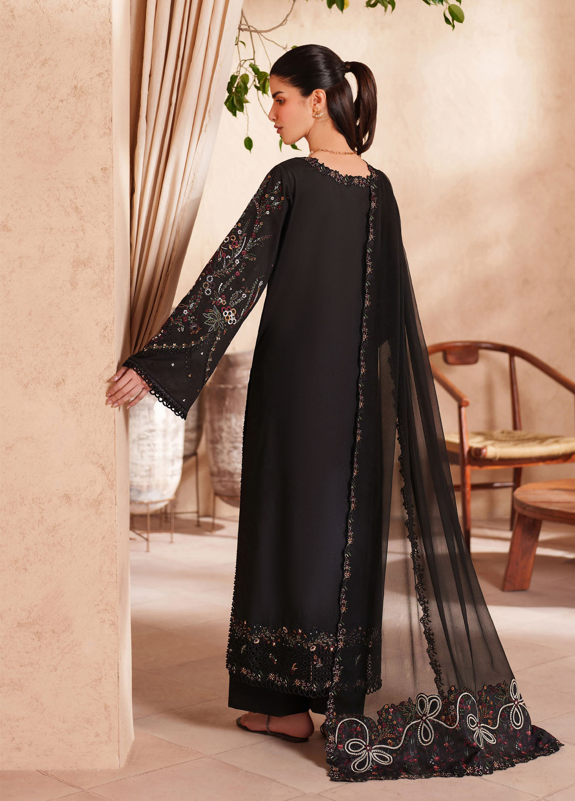 Iznik Festive Embroidered Lawn 3 Piece Unstitched Suit IZ26EEL D-EL-07 Iznik Festive Embroidered Lawn 3 Piece Unstitched Suit IZ26EEL D-EL-07