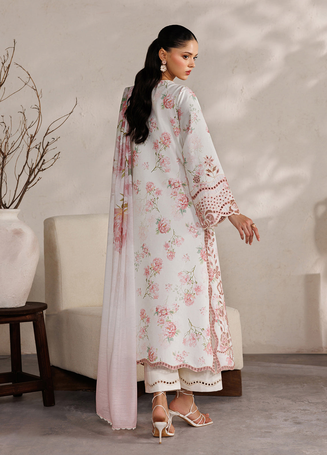 Iznik Festive Embroidered Lawn 3 Piece Unstitched Suit IZ26FL D-IBE-04 Iznik Festive Embroidered Lawn 3 Piece Unstitched Suit IZ26FL D-IBE-04