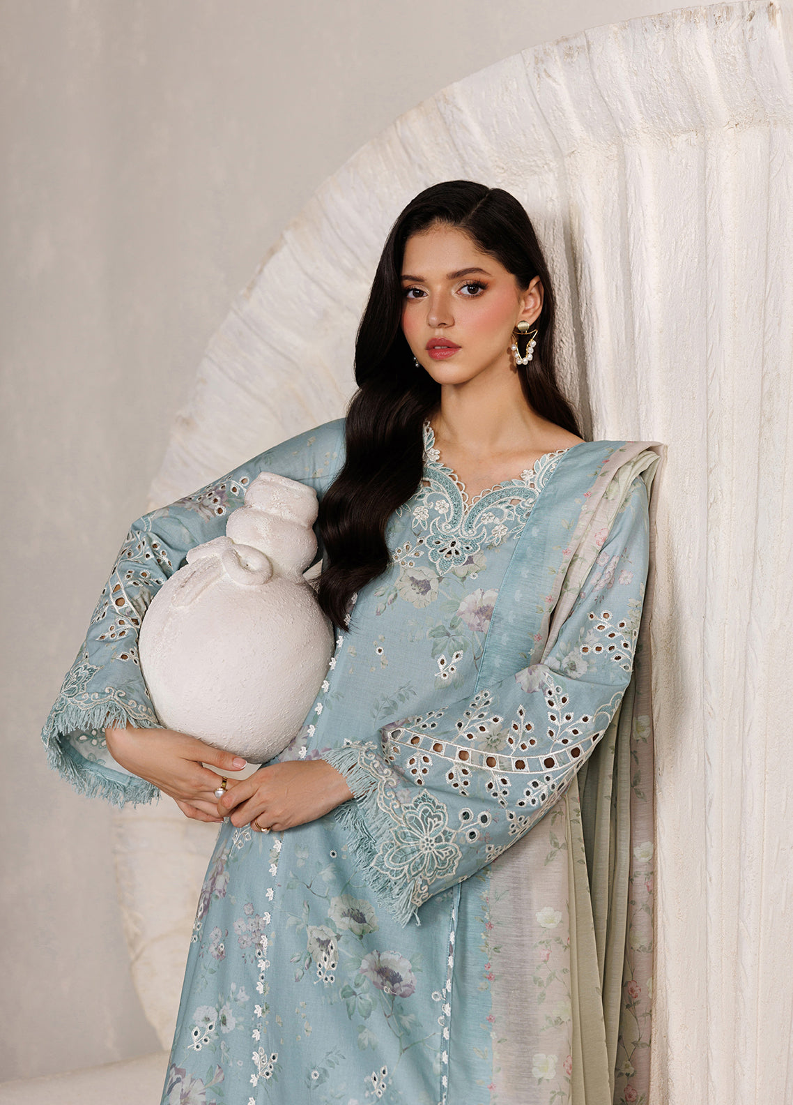 Iznik Festive Embroidered Lawn 3 Piece Unstitched Suit IZ26FL D-IBE-10 Iznik Festive Embroidered Lawn 3 Piece Unstitched Suit IZ26FL D-IBE-10