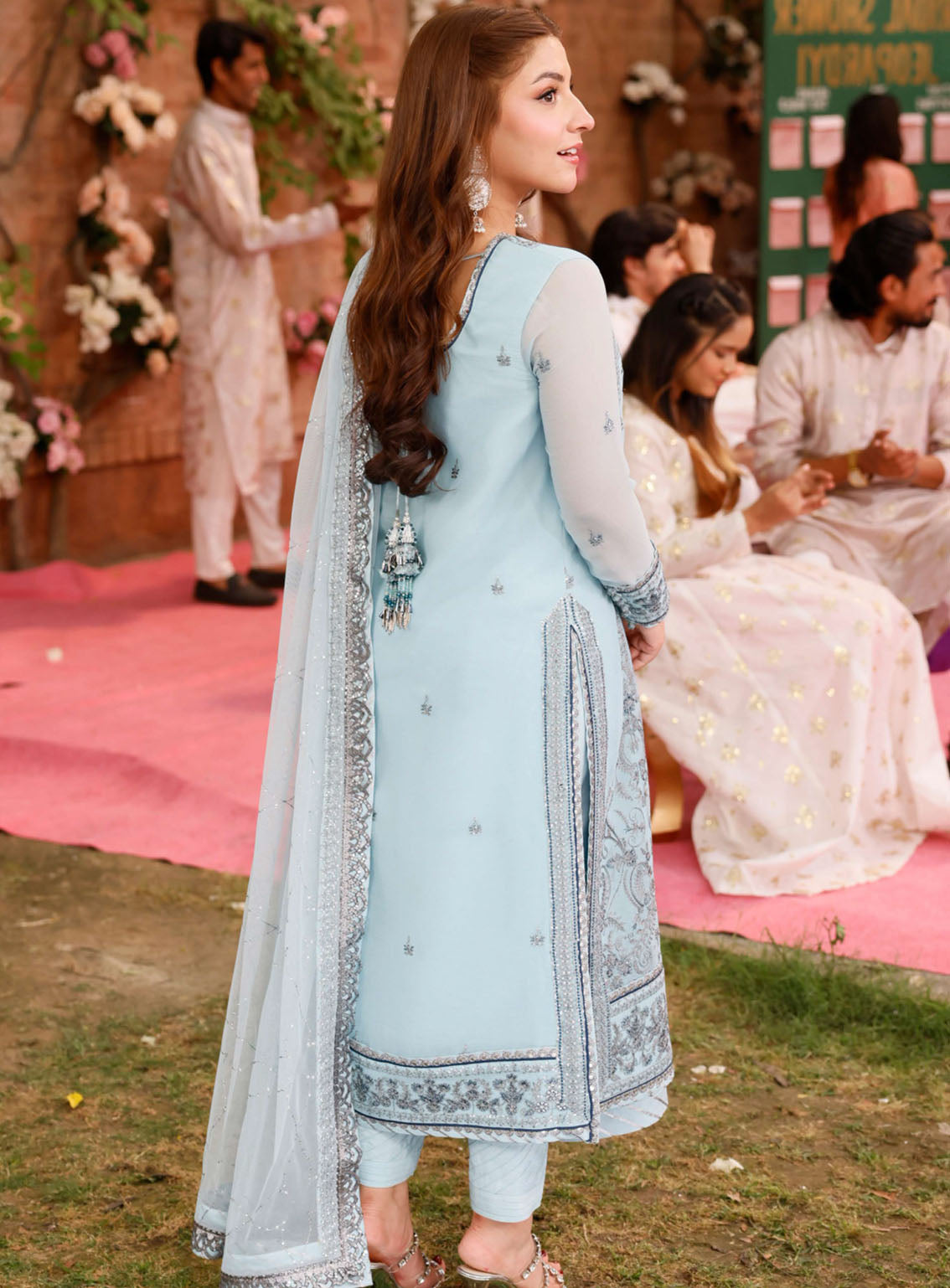 Jag Mag By Asim Jofa Embroidered Chiffon Suits Unstitched 3 Piece - AJ24JM AJMJ-15 Jag Mag By Asim Jofa Embroidered Chiffon Suits Unstitched 3 Piece - AJ24JM AJMJ-15