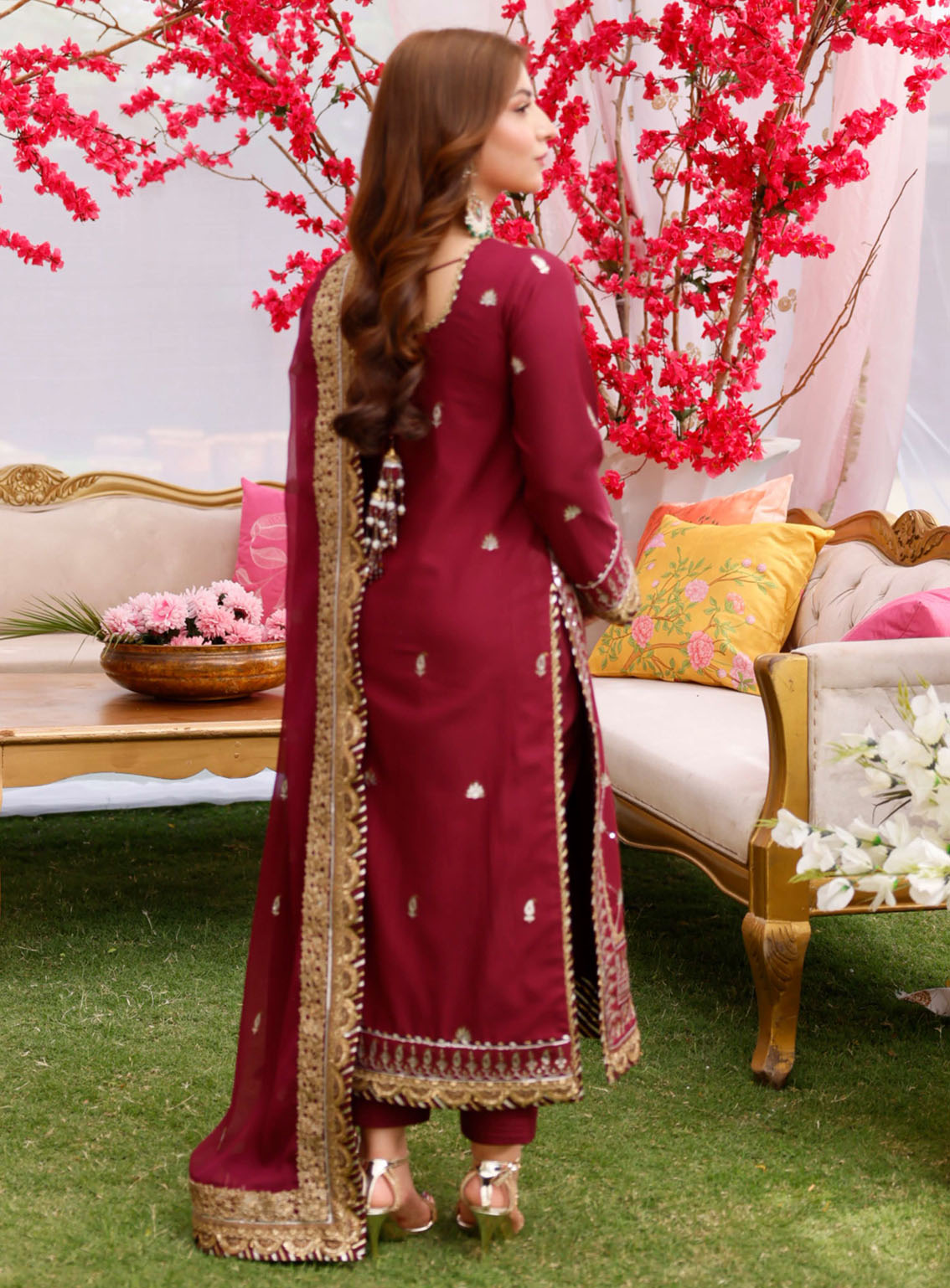 Jag Mag By Asim Jofa Embroidered Lawn Silk Suits Unstitched 3 Piece - AJ24JM AJMJ-03 Jag Mag By Asim Jofa Embroidered Lawn Silk Suits Unstitched 3 Piece - AJ24JM AJMJ-03