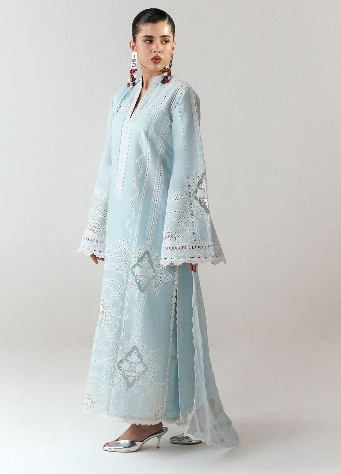 Jugnu Eid Luxury Embroidered Cotton 3 Piece Unstitched Suit JL26ELE3 D-DIRA Jugnu Eid Luxury Embroidered Cotton 3 Piece Unstitched Suit JL26ELE3 D-DIRA