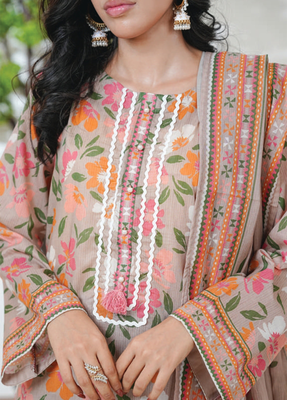 Kainat By Aizal Printed Lawn 3 Piece Stitched Suit AL26KPV3 D-751 Kainat By Aizal Printed Lawn 3 Piece Stitched Suit AL26KPV3 D-751
