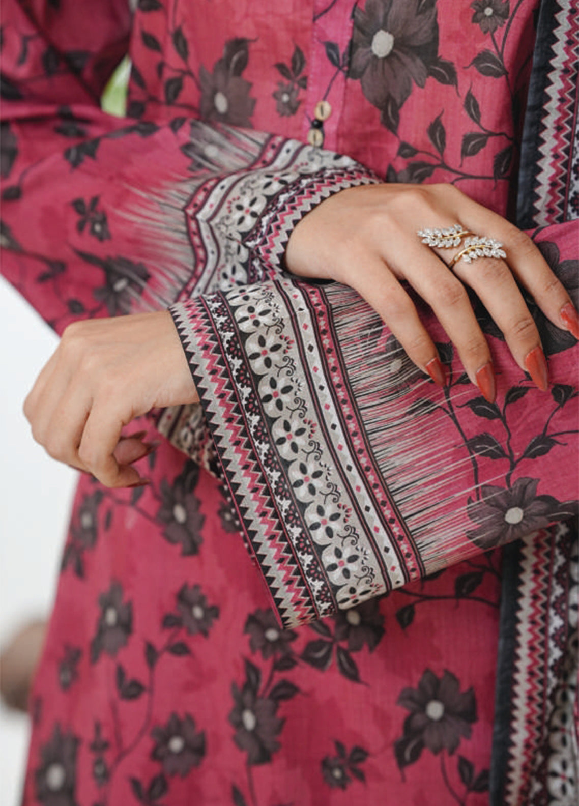Kainat By Aizal Printed Lawn 3 Piece Stitched Suit AL26KPV3 D-765 Kainat By Aizal Printed Lawn 3 Piece Stitched Suit AL26KPV3 D-765