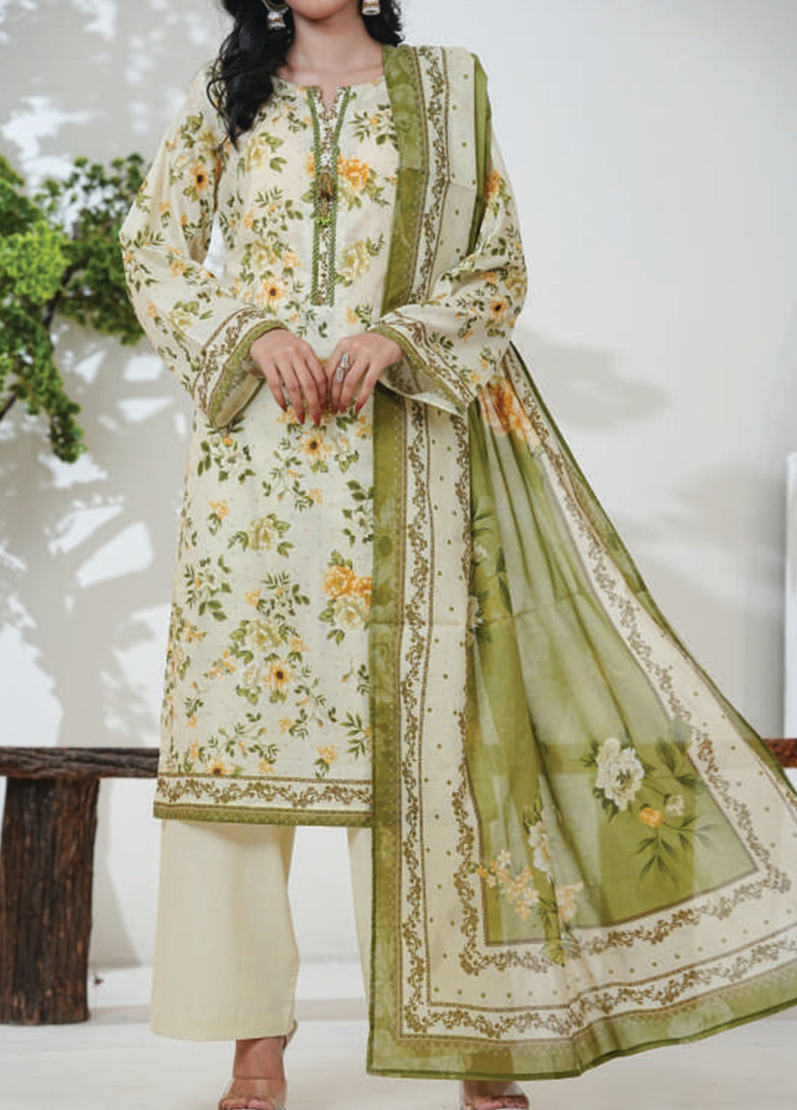 Kainat By Aizal Printed Lawn 3 Piece Stitched Suit AL26KPV3 D-774 Kainat By Aizal Printed Lawn 3 Piece Stitched Suit AL26KPV3 D-774