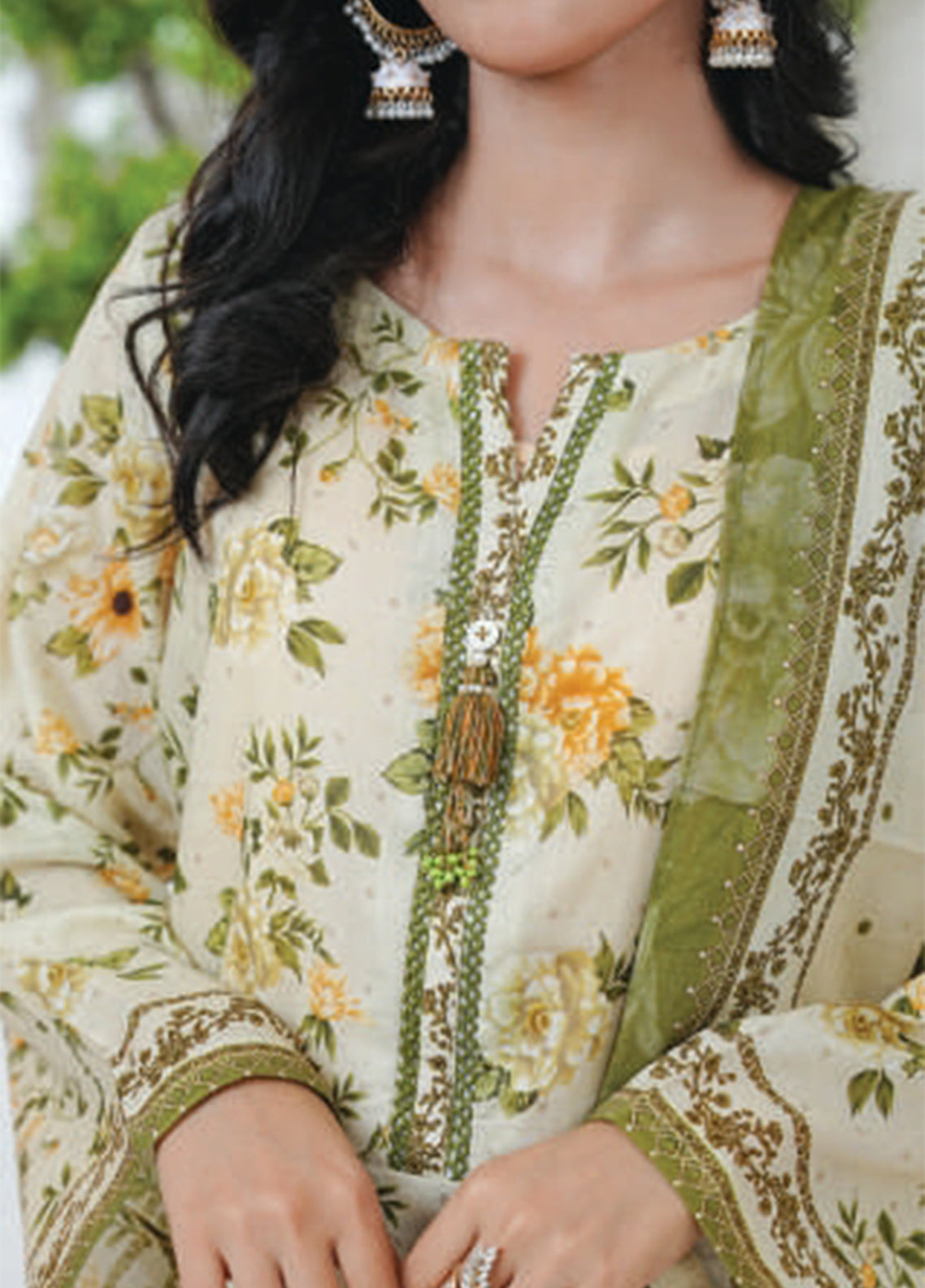 Kainat By Aizal Printed Lawn 3 Piece Stitched Suit AL26KPV3 D-774 Kainat By Aizal Printed Lawn 3 Piece Stitched Suit AL26KPV3 D-774