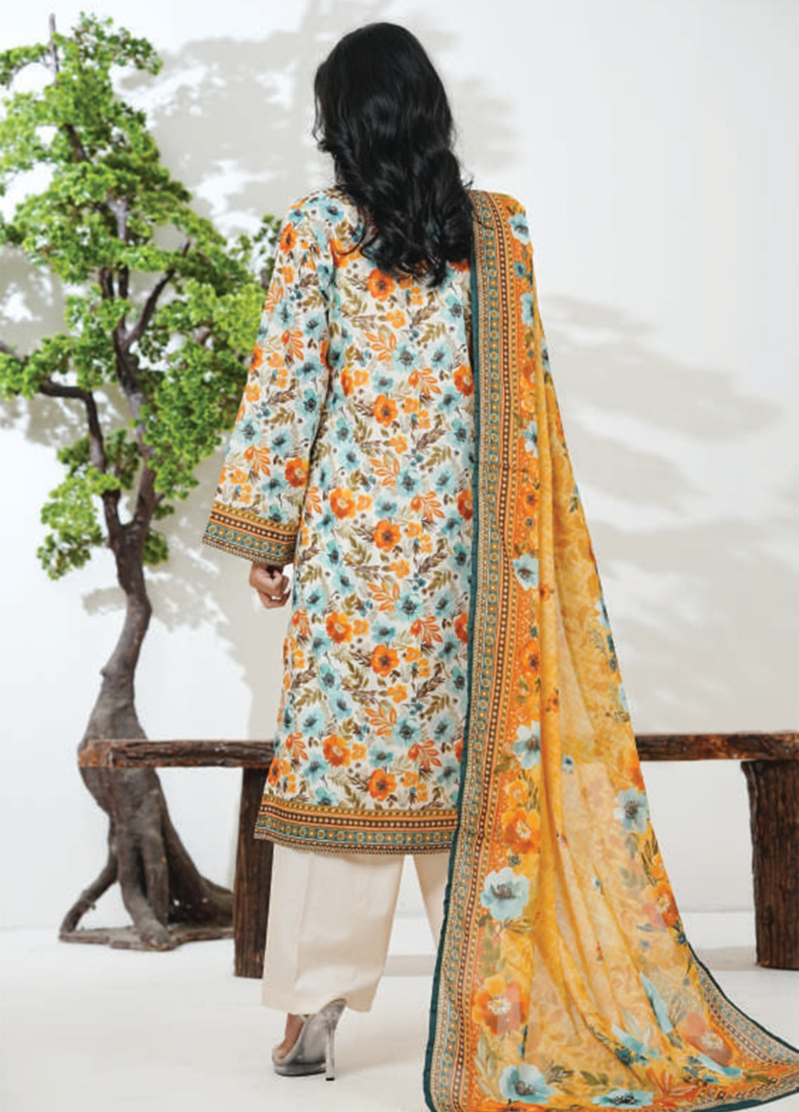 Kainat By Aizal Printed Lawn 3 Piece Stitched Suit AL26KPV3 D-775 Kainat By Aizal Printed Lawn 3 Piece Stitched Suit AL26KPV3 D-775