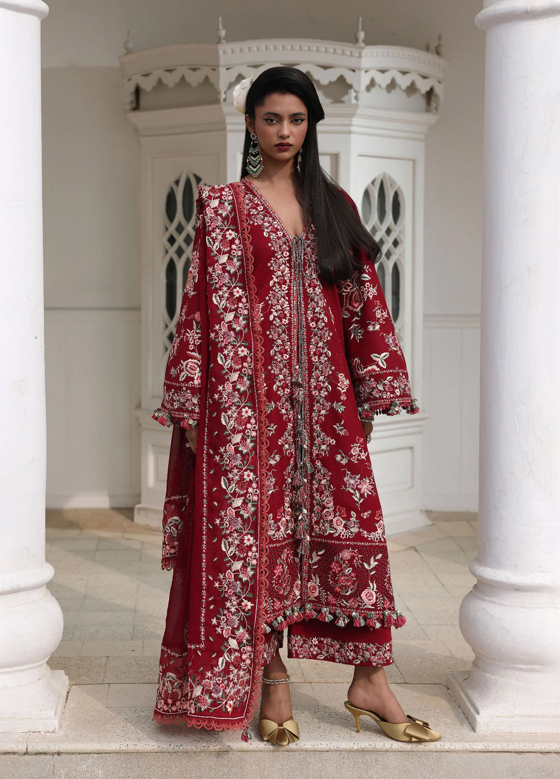 Kalabagh By Hussain Rehar Luxury Embroidered Lawn 3 Piece Unstitched Suit HR26KB D-01 KASTANAA Kalabagh By Hussain Rehar Luxury Embroidered Lawn 3 Piece Unstitched Suit HR26KB D-01 KASTANAA