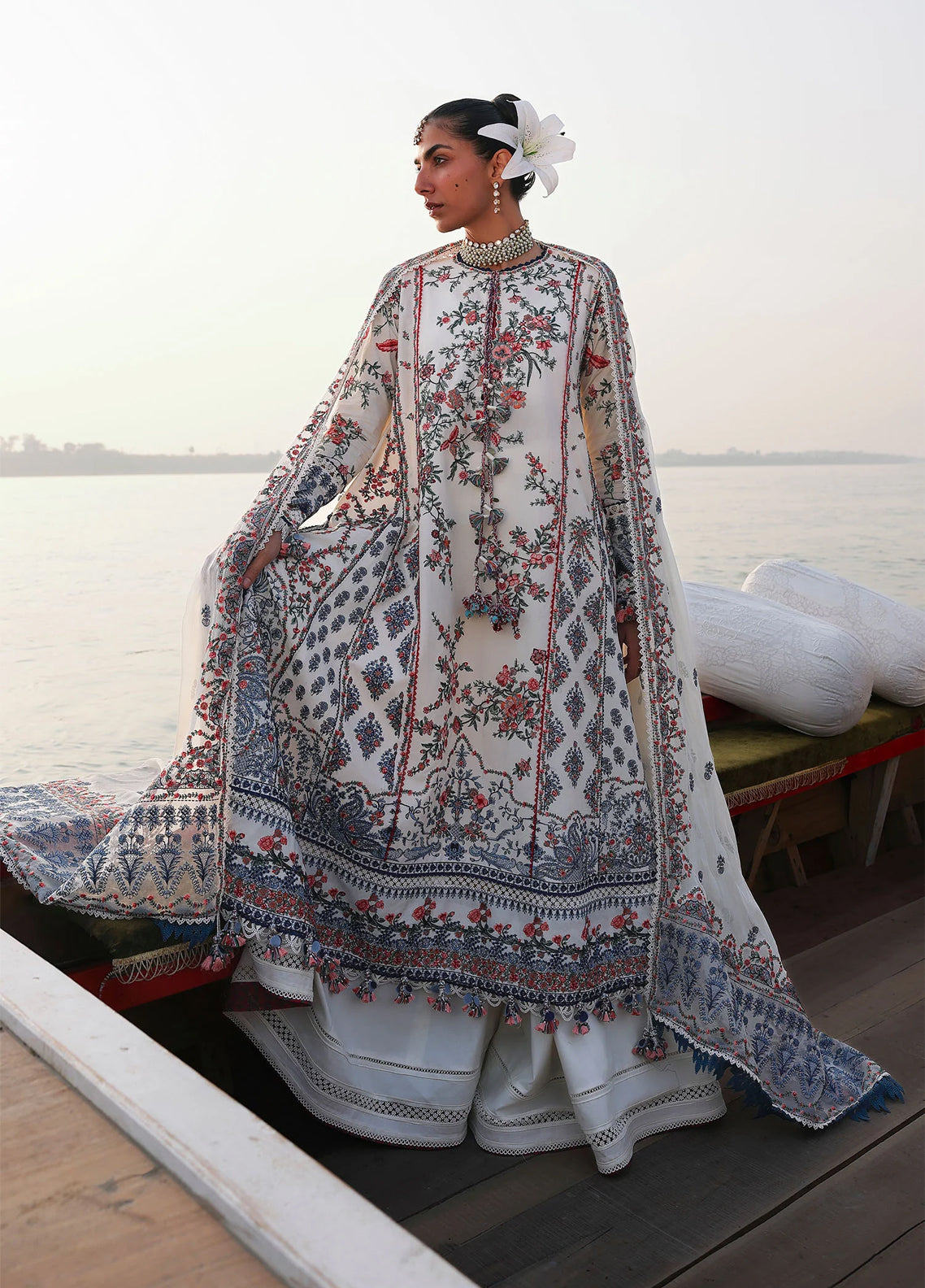 Kalabagh By Hussain Rehar Luxury Embroidered Lawn 3 Piece Unstitched Suit HR26KB D-04 YUKI Kalabagh By Hussain Rehar Luxury Embroidered Lawn 3 Piece Unstitched Suit HR26KB D-04 YUKI