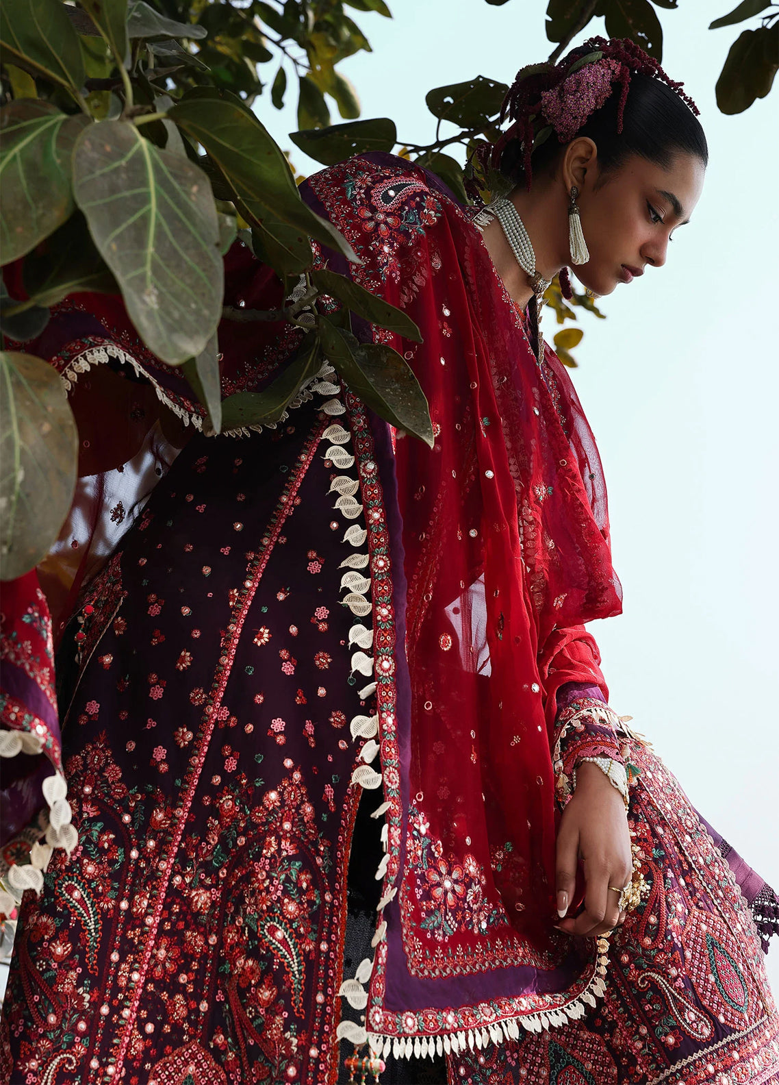 Kalabagh By Hussain Rehar Luxury Embroidered Lawn 3 Piece Unstitched Suit HR26KB D-06 NIHDI Kalabagh By Hussain Rehar Luxury Embroidered Lawn 3 Piece Unstitched Suit HR26KB D-06 NIHDI