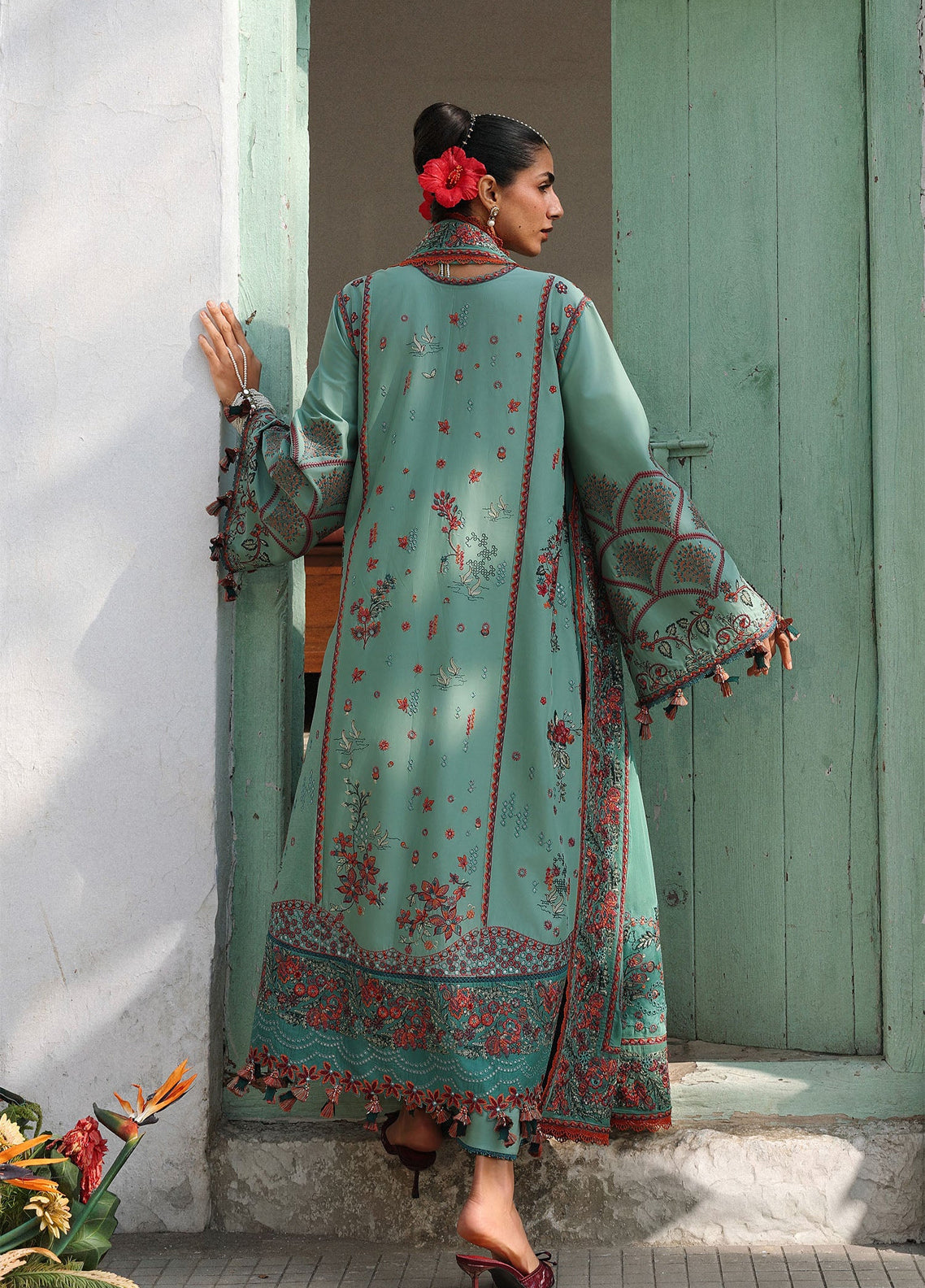 Kalabagh By Hussain Rehar Luxury Embroidered Lawn 3 Piece Unstitched Suit HR26KB D-07 VERDANT Kalabagh By Hussain Rehar Luxury Embroidered Lawn 3 Piece Unstitched Suit HR26KB D-07 VERDANT