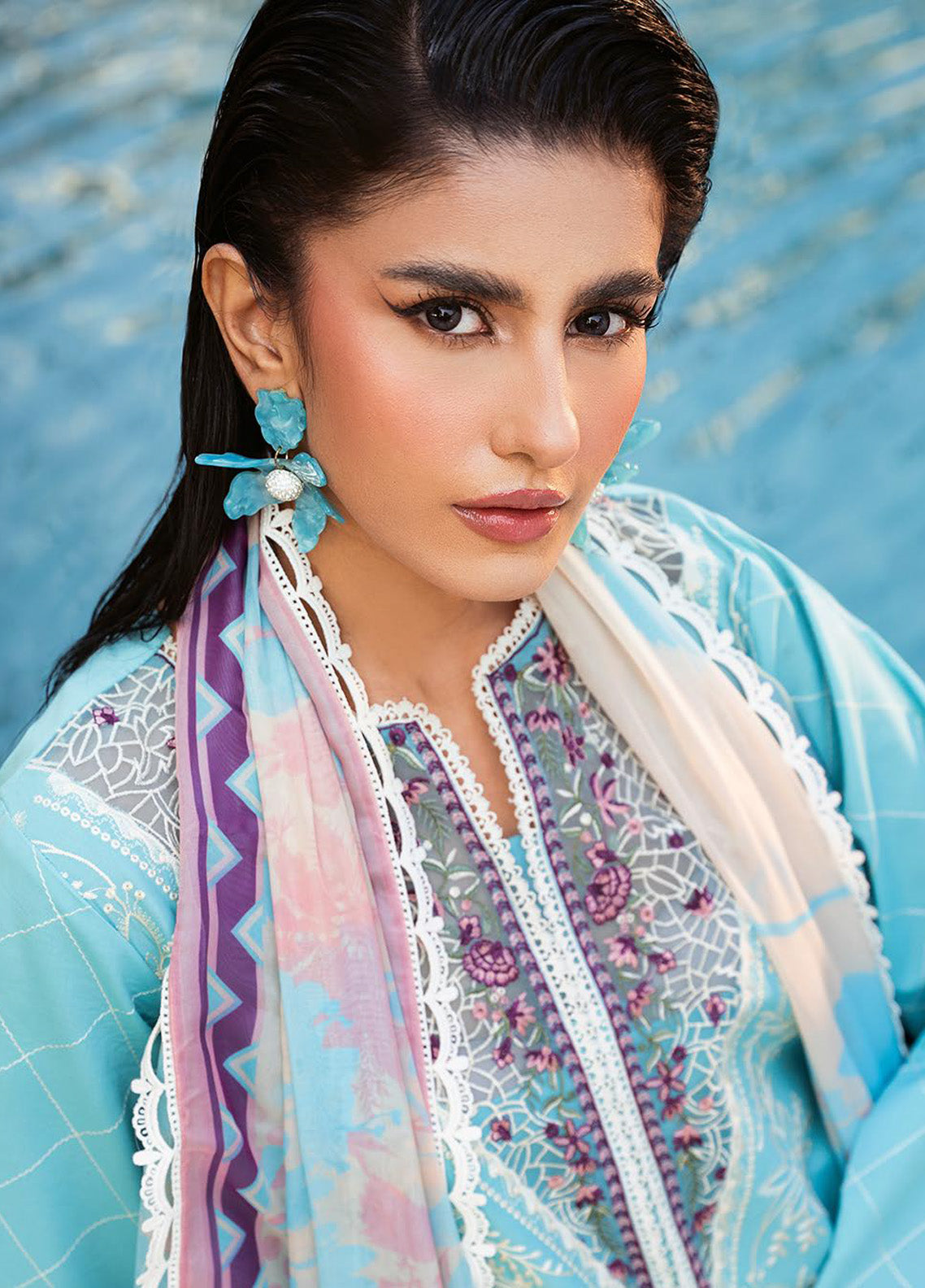 Kayra by Bin Ilyas Embroidered Lawn Suits Unstitched 3 Piece - BI25KL 312A Kayra by Bin Ilyas Embroidered Lawn Suits Unstitched 3 Piece - BI25KL 312A