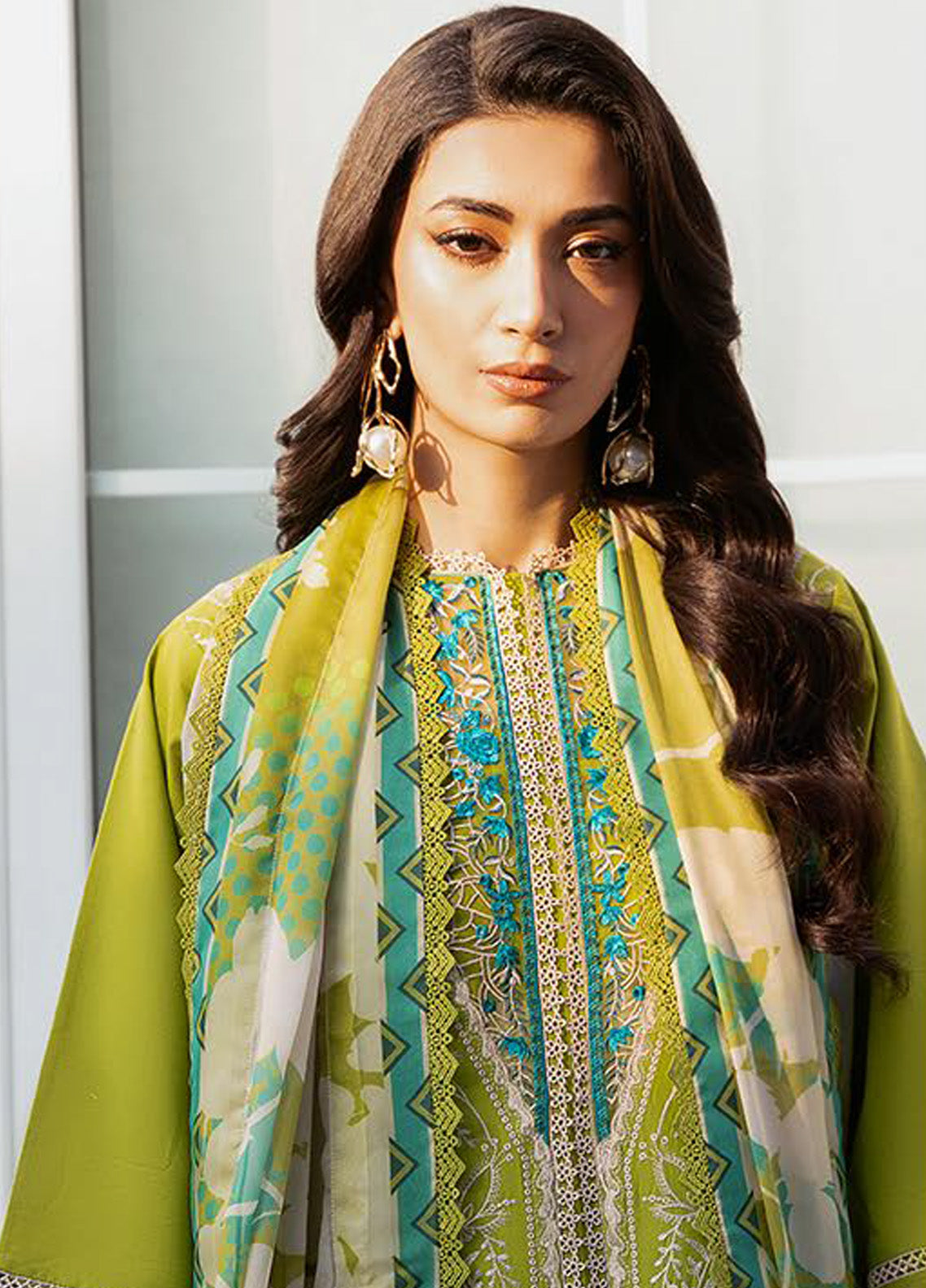 Kayra by Bin Ilyas Embroidered Lawn Suits Unstitched 3 Piece - BI25KL 312B Kayra by Bin Ilyas Embroidered Lawn Suits Unstitched 3 Piece - BI25KL 312B