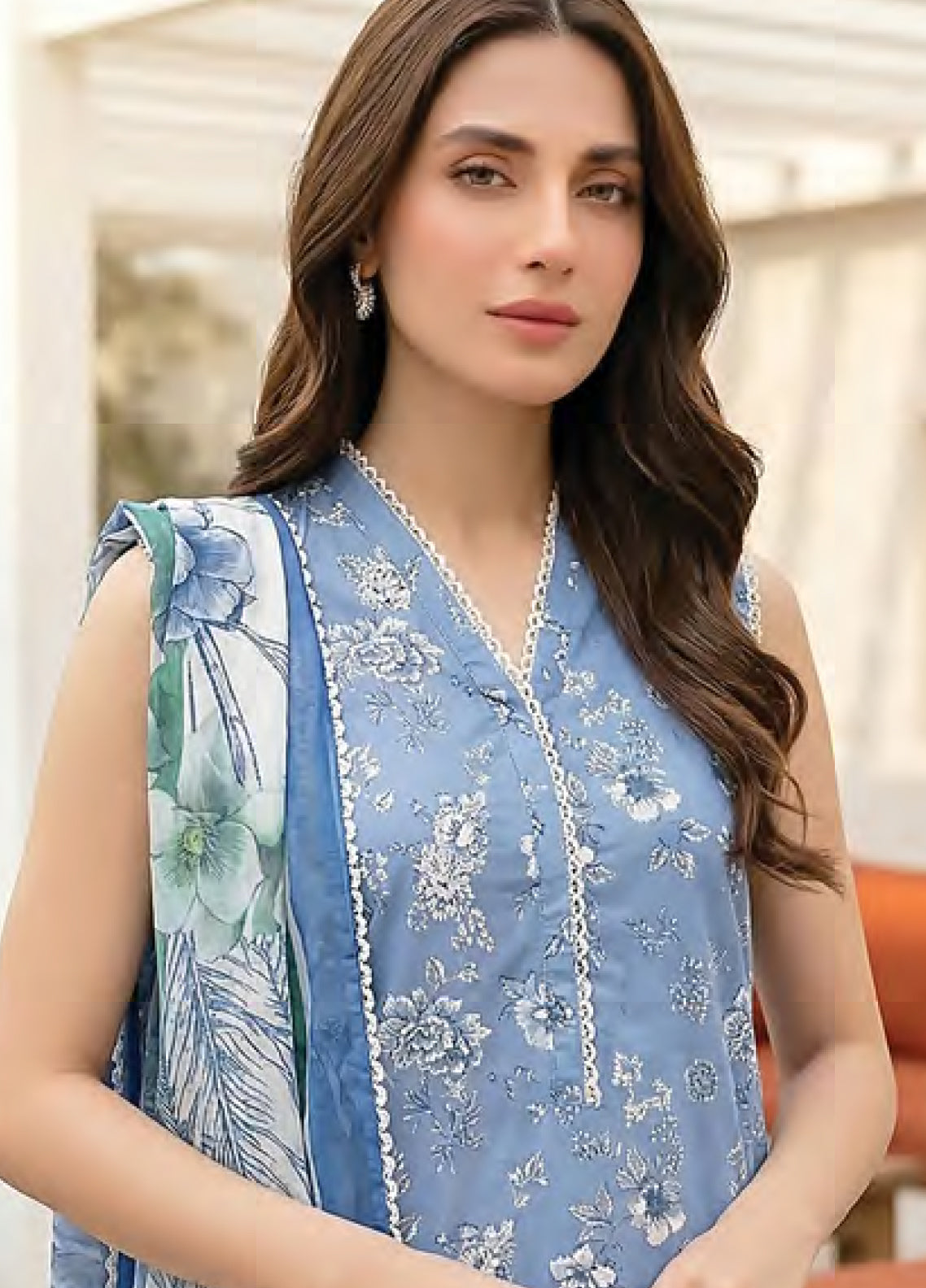 Komal By LSM Lakhany Embroidered Lawn 3 Piece Unstitched Suit LSM26KV2 D-LG-UB-0360 Komal By LSM Lakhany Embroidered Lawn 3 Piece Unstitched Suit LSM26KV2 D-LG-UB-0360