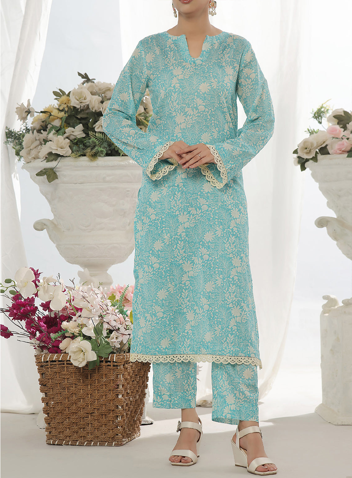 Korean By VS Textile Printed Lawn Suits Unstitched 2 Piece - VS25KCO 558 Korean By VS Textile Printed Lawn Suits Unstitched 2 Piece - VS25KCO 558