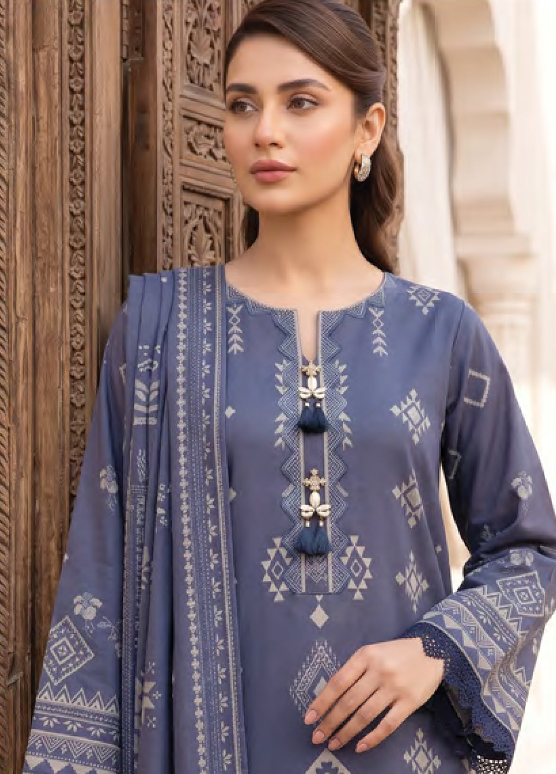 LSM Lakhany Printed Cashmi Vool 3 Piece Unstitched Suit LSM26CV D-LG-RK-0197-C LSM Lakhany Printed Cashmi Vool 3 Piece Unstitched Suit LSM26CV D-LG-RK-0197-C